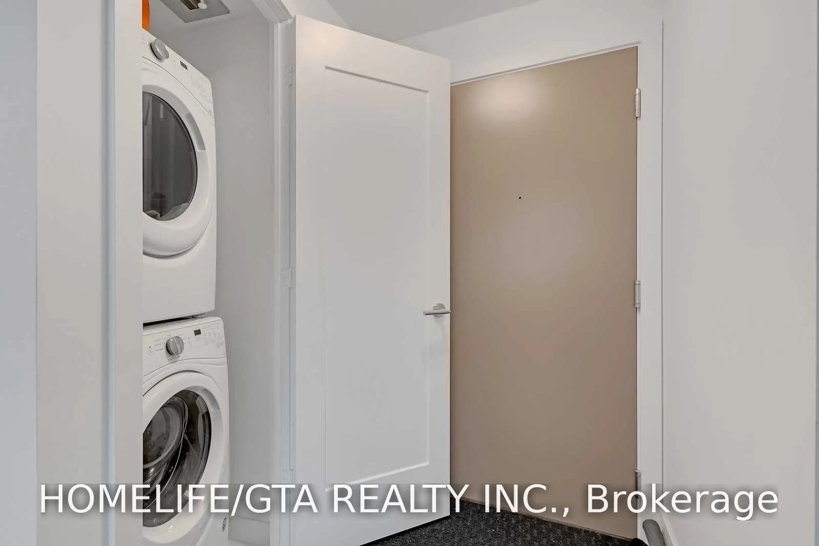10 York Street #3202