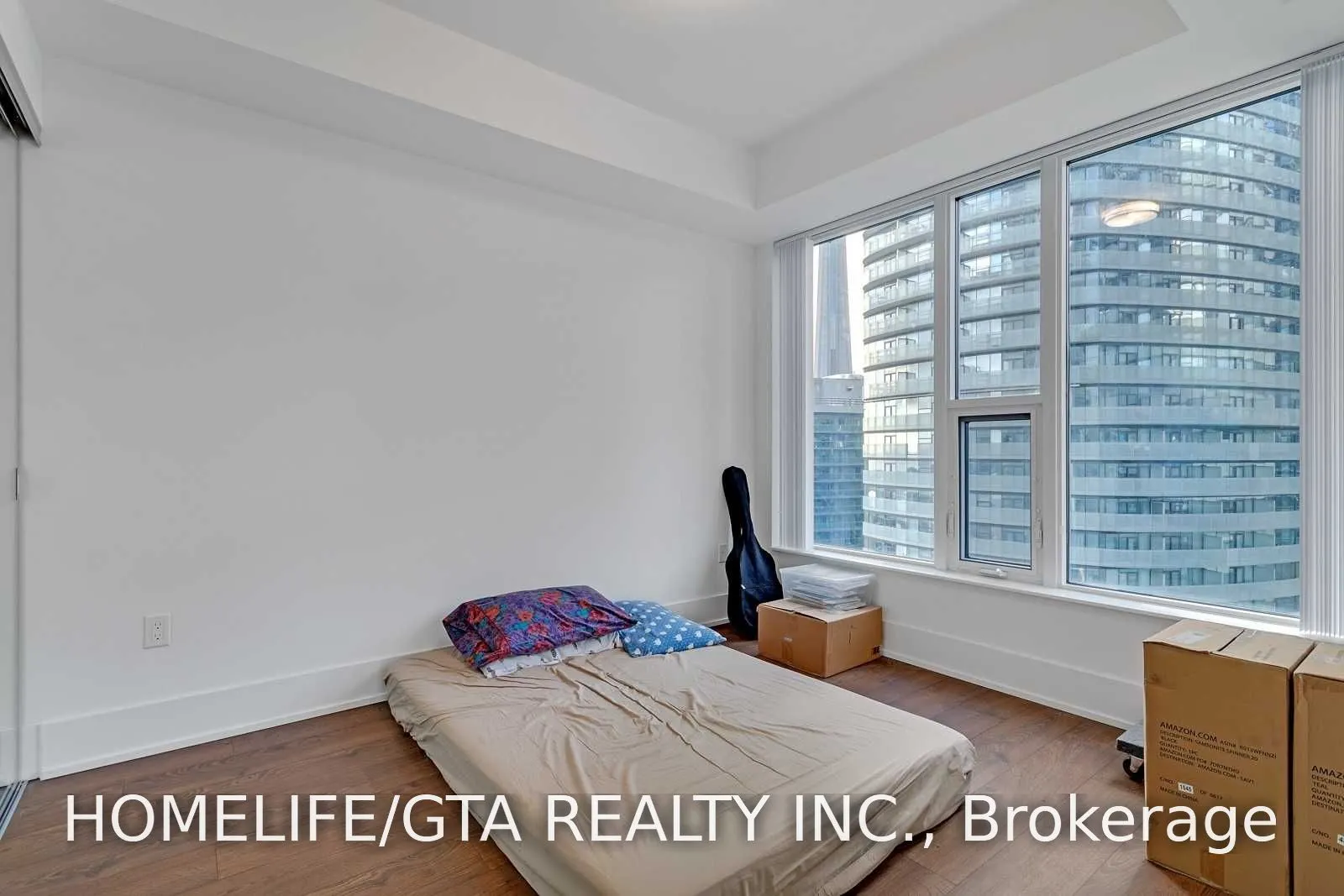 10 York Street #3202