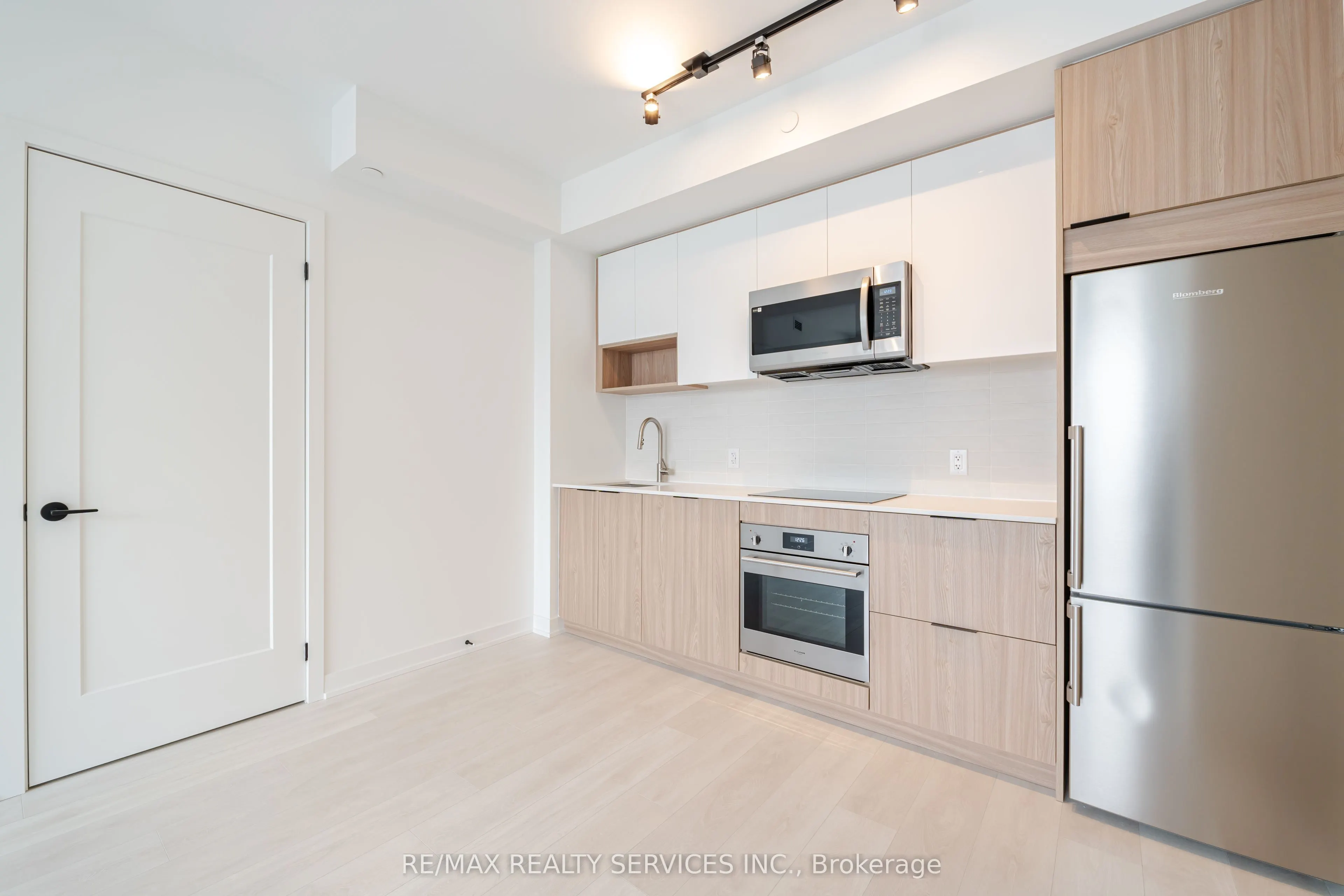 5 Defries Street #2208