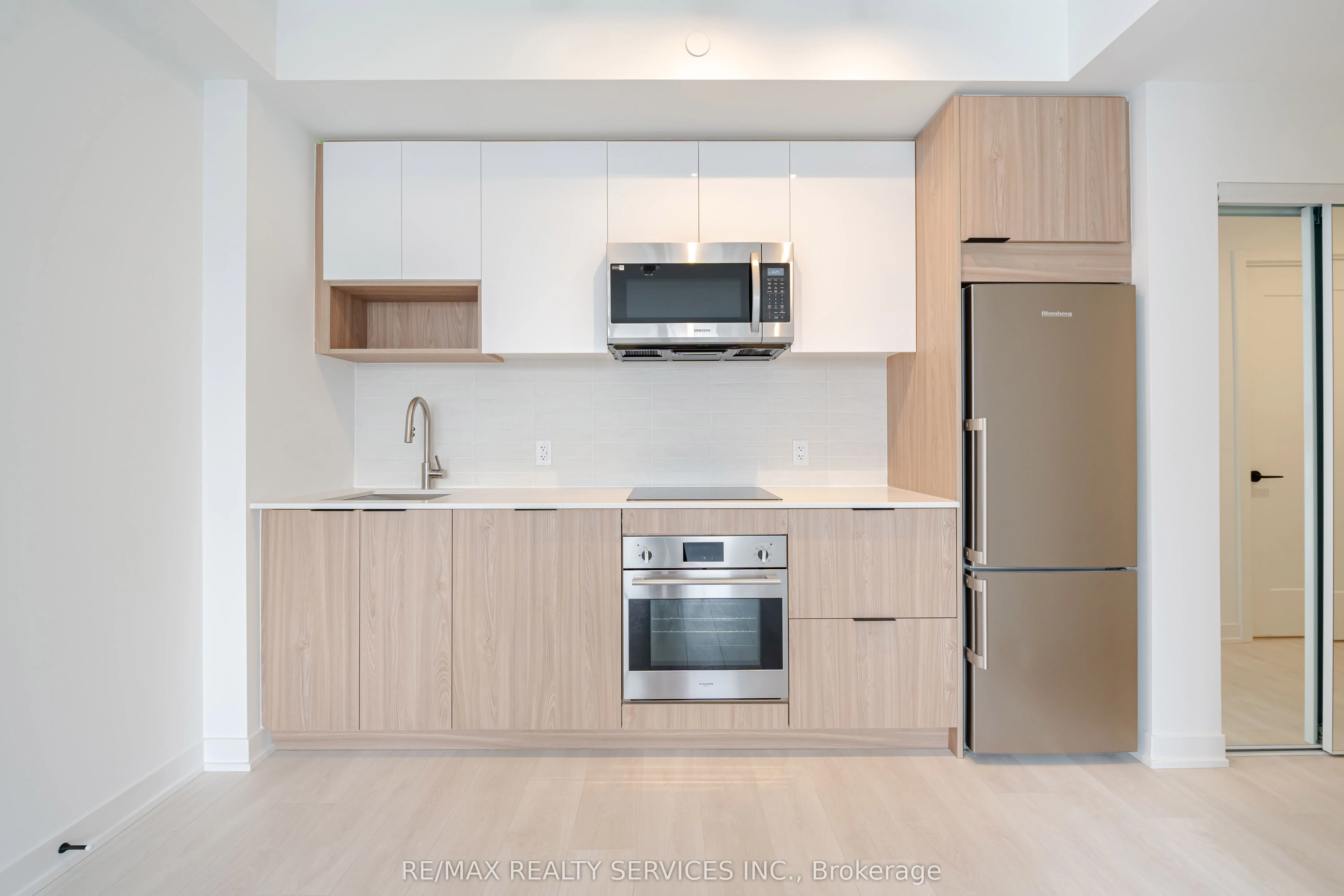 5 Defries Street #2208