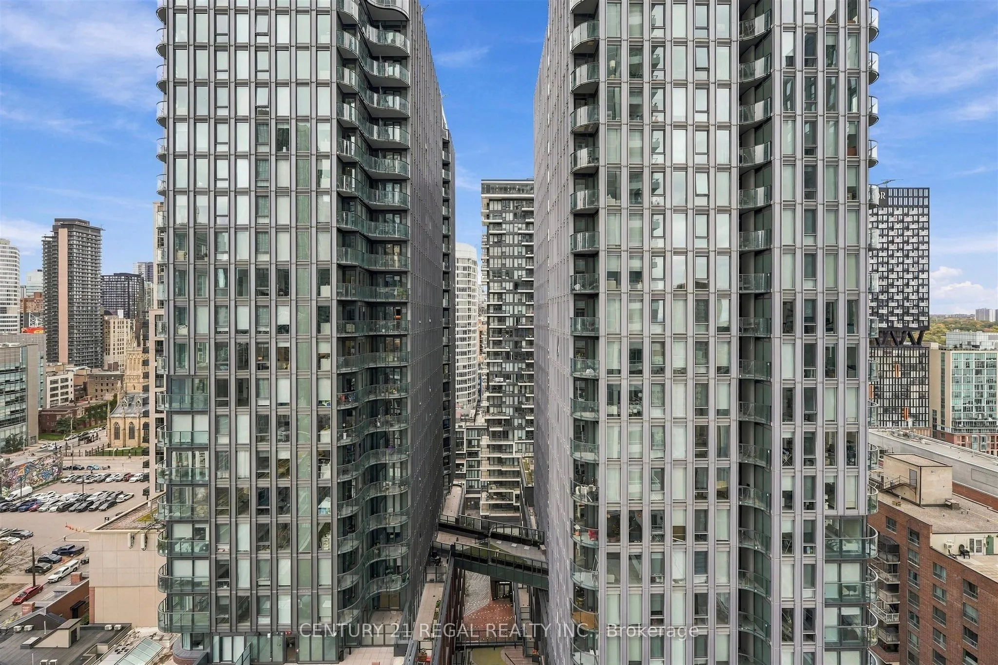 88 Queen Street E #1915