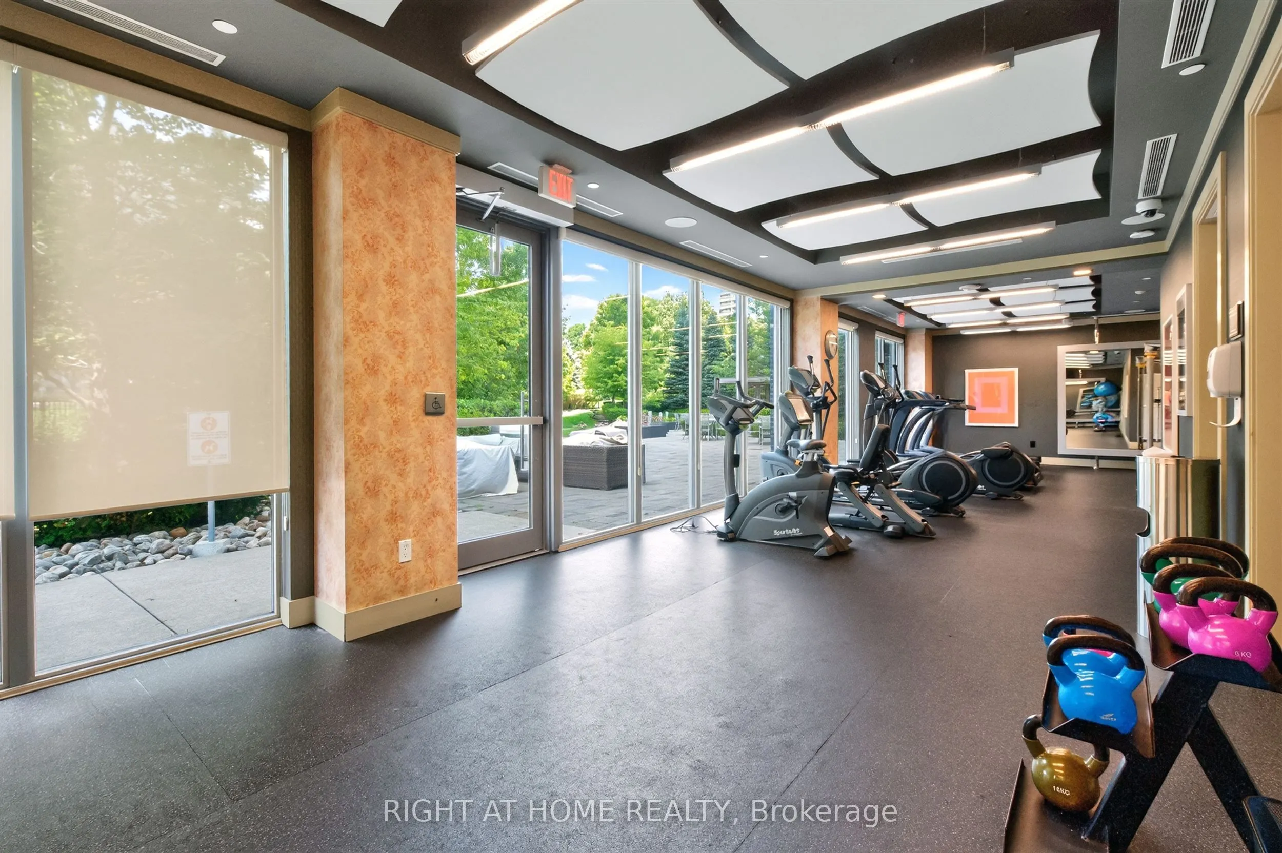 18 Graydon Hall Drive #509