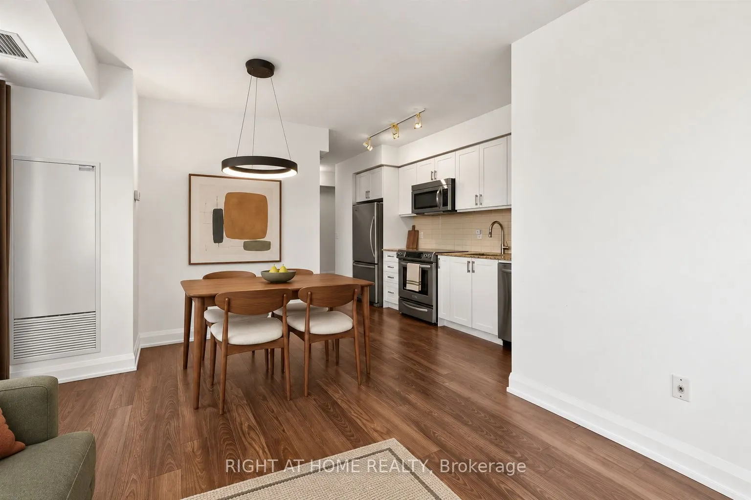 18 Graydon Hall Drive #509