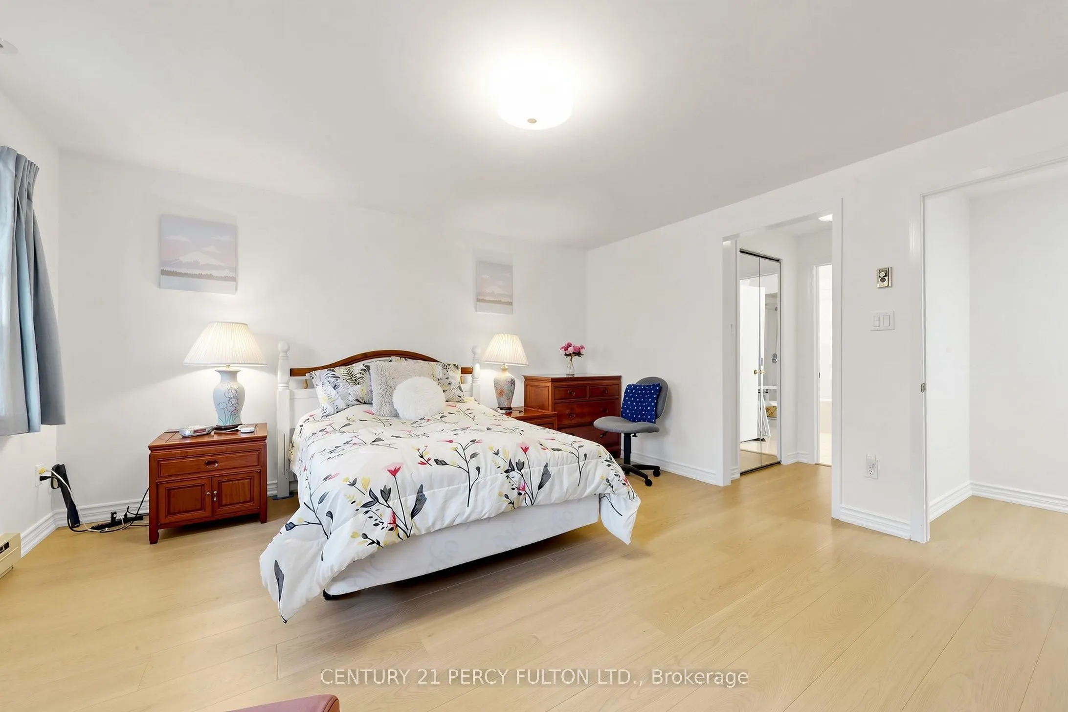 20 Zircon Court