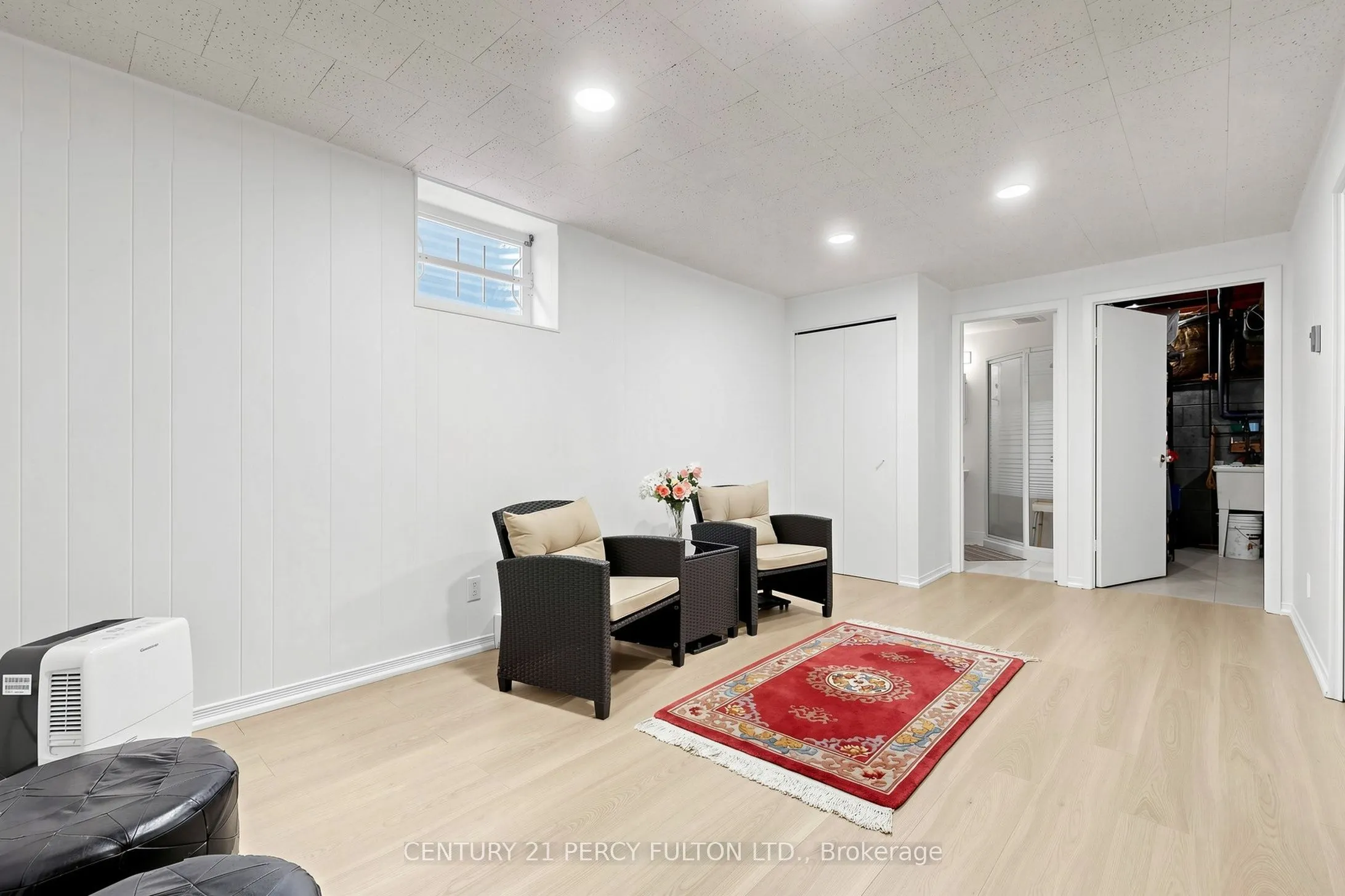 20 Zircon Court