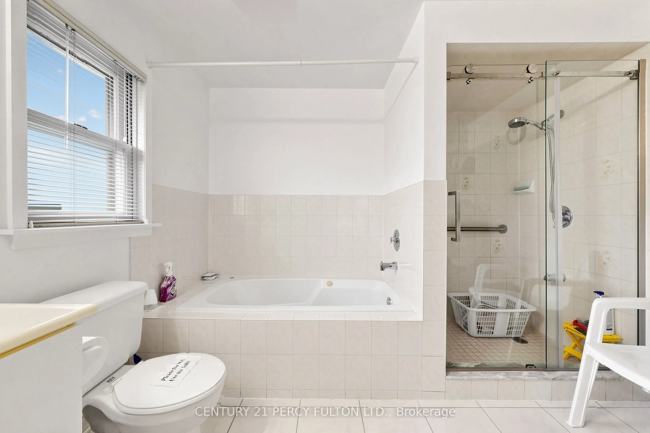 20 Zircon Court