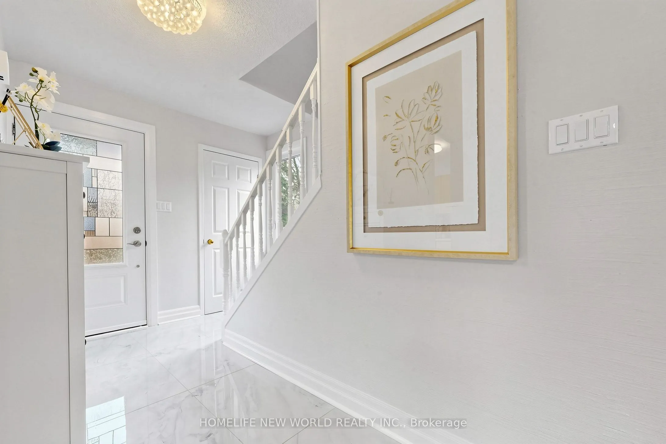 227 Hollyberry Trail