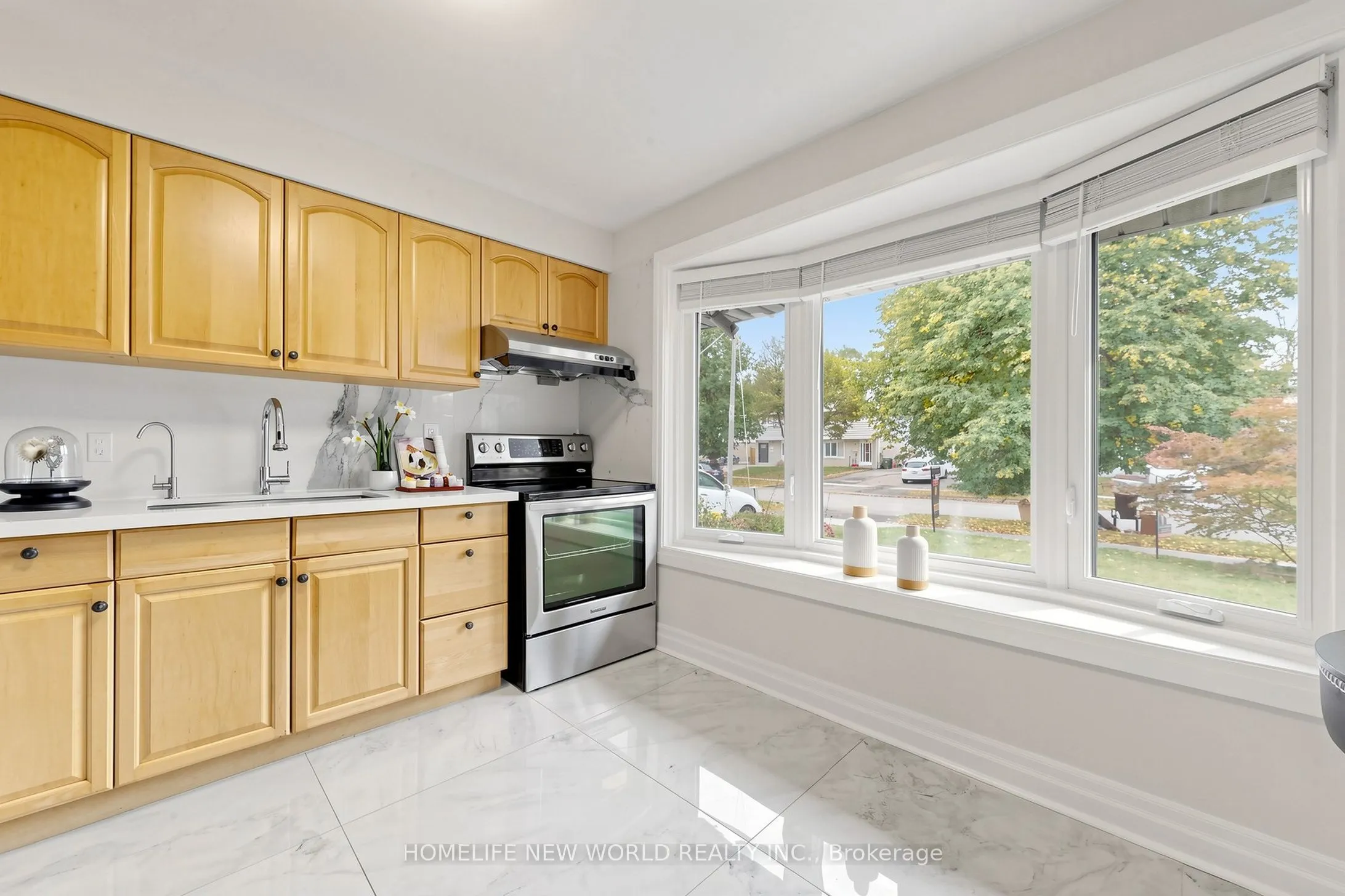 227 Hollyberry Trail
