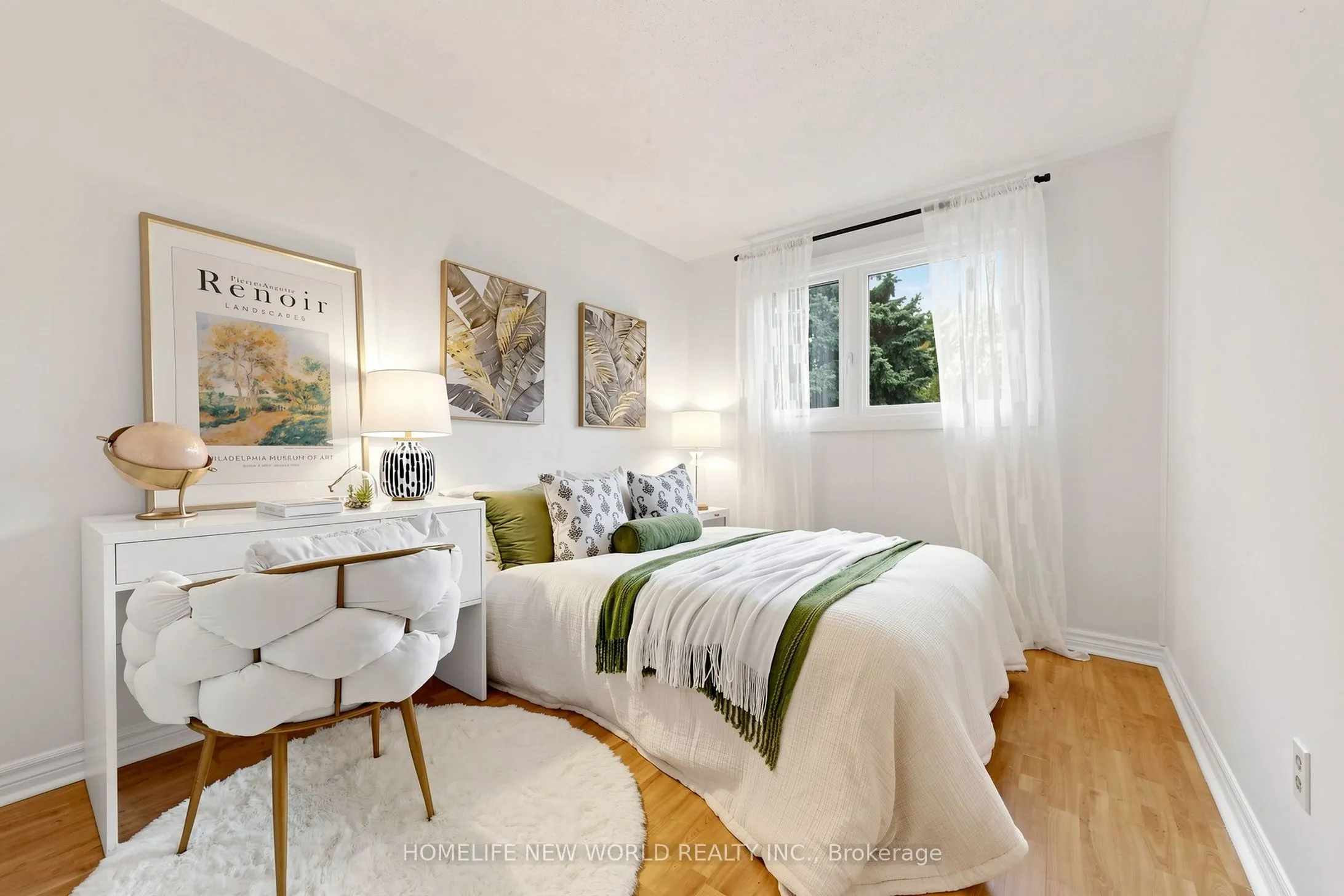 227 Hollyberry Trail