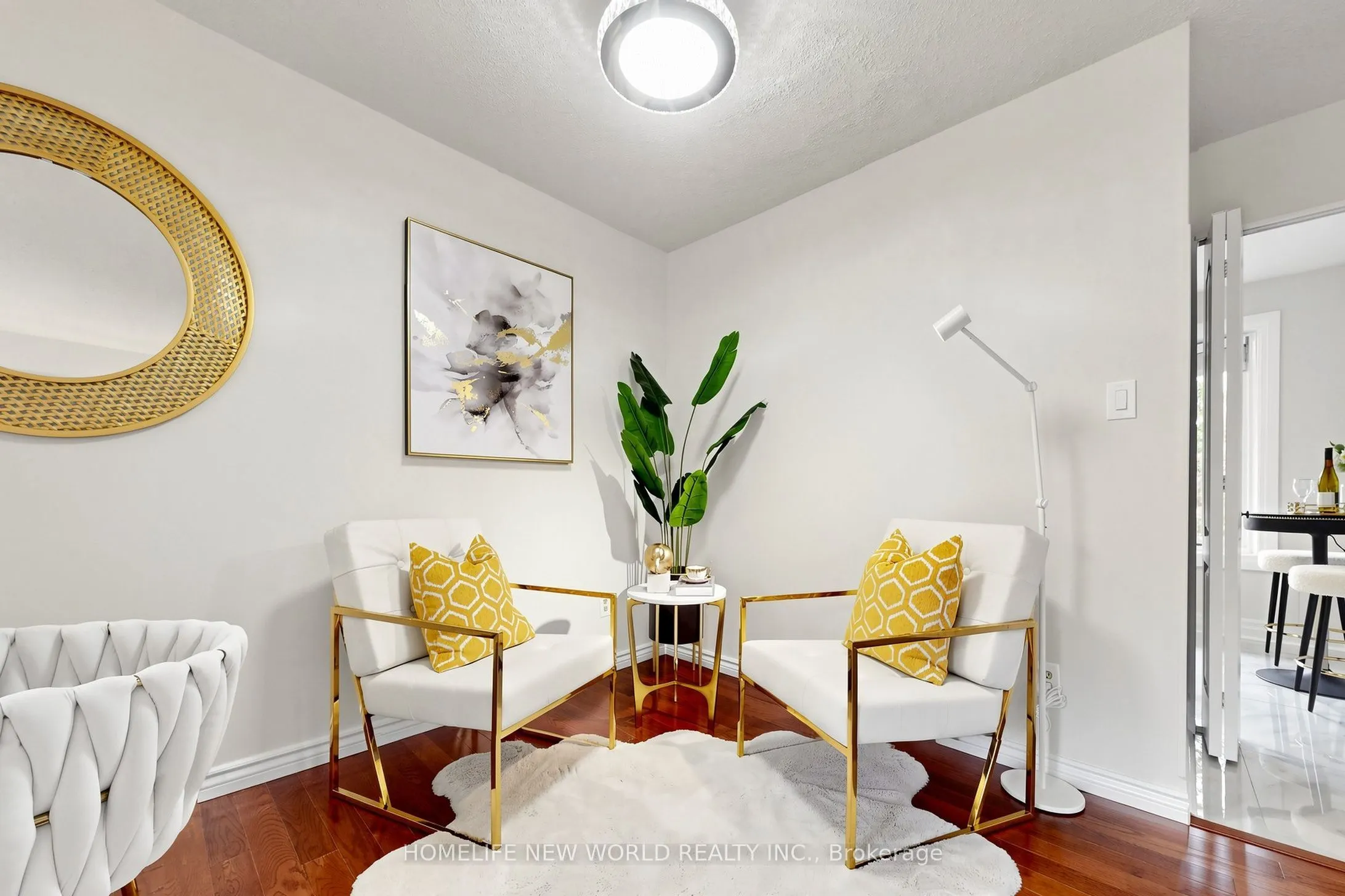 227 Hollyberry Trail