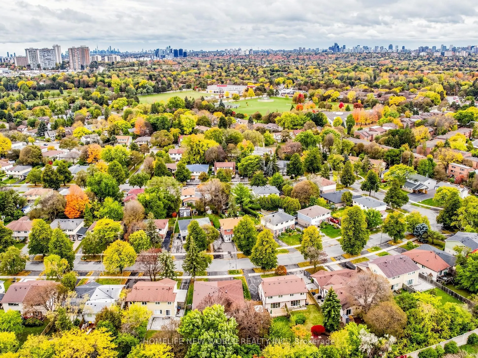 227 Hollyberry Trail