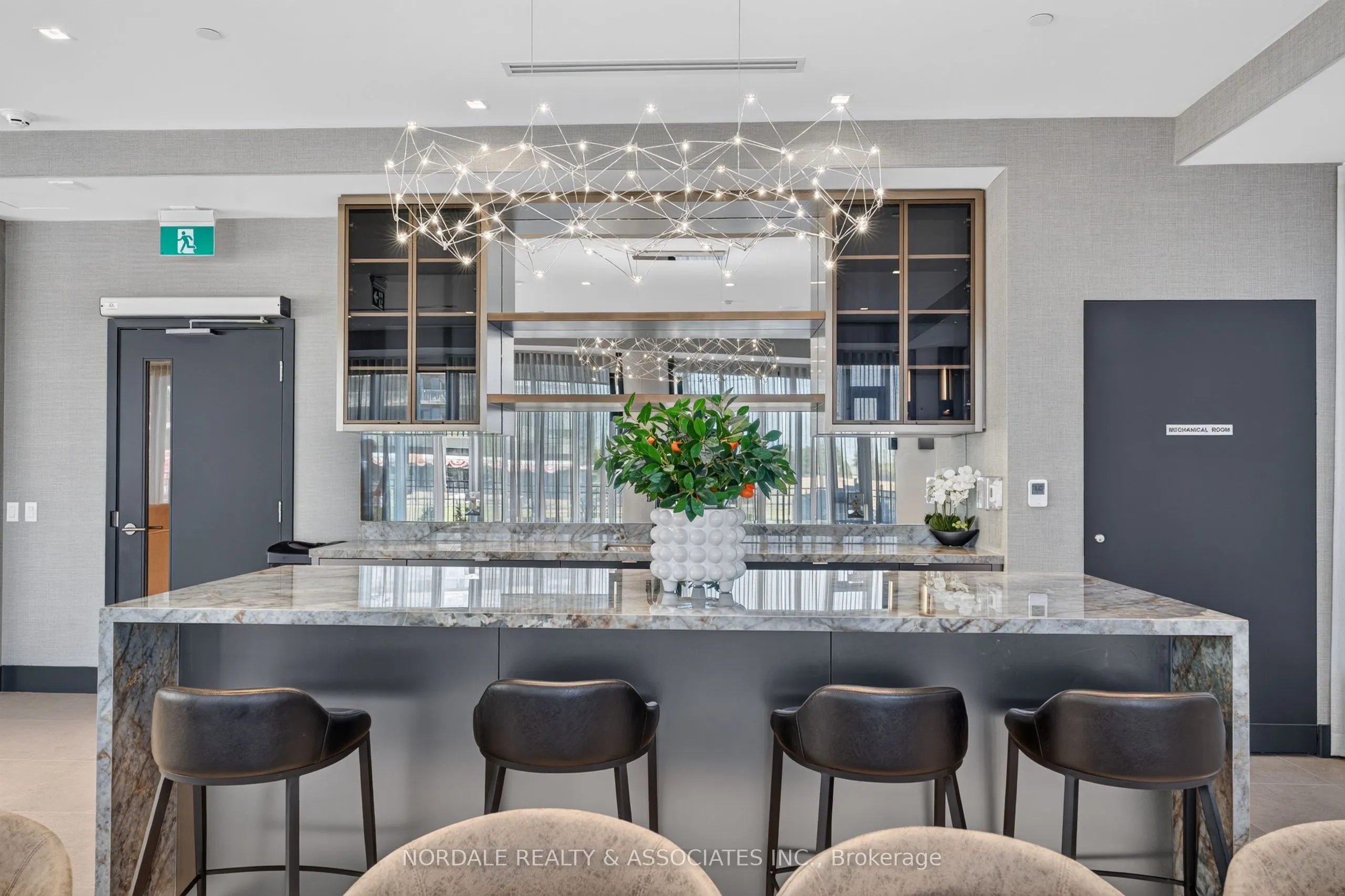 5858 Yonge Street #TH08