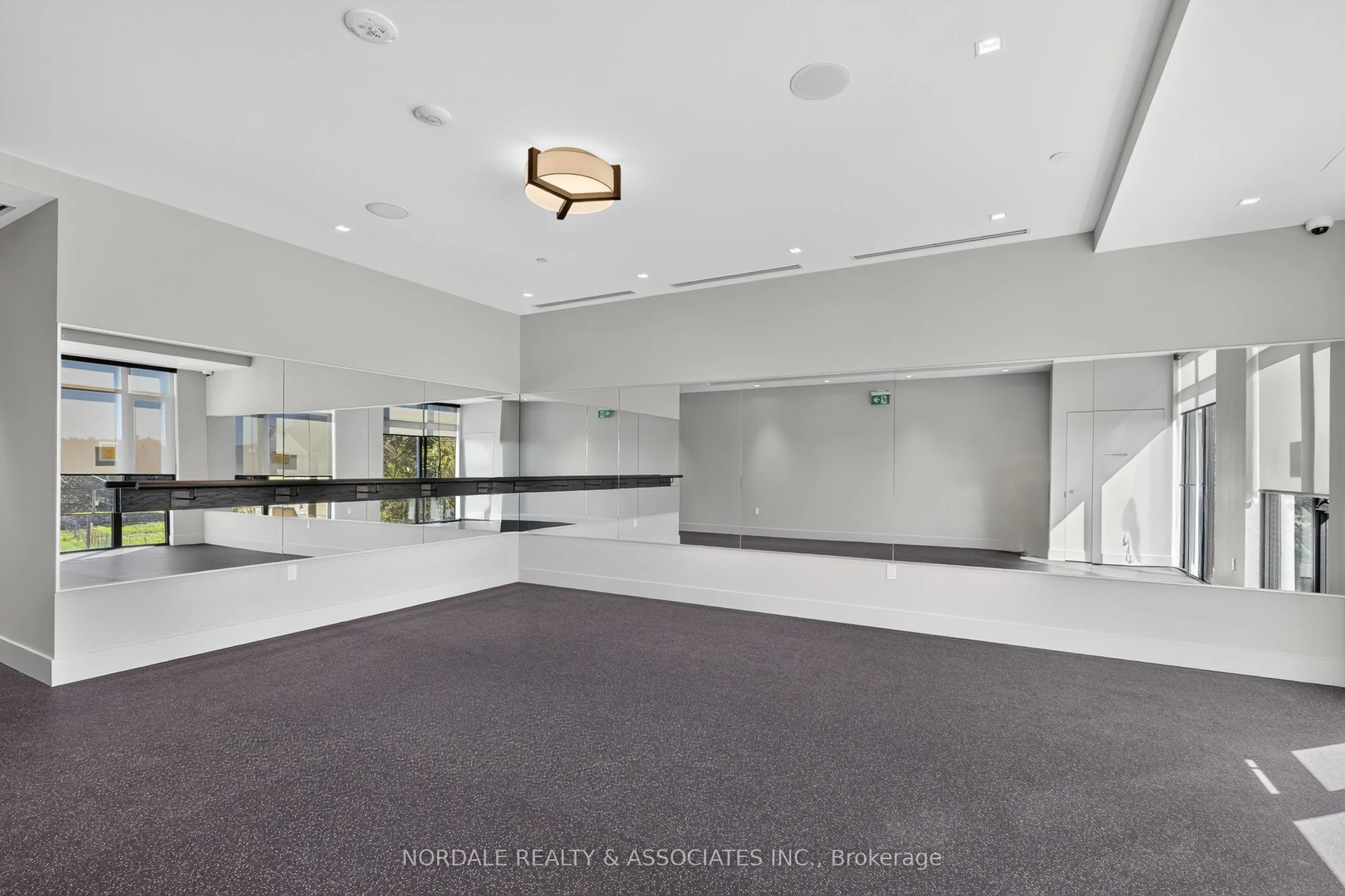 5858 Yonge Street #TH08
