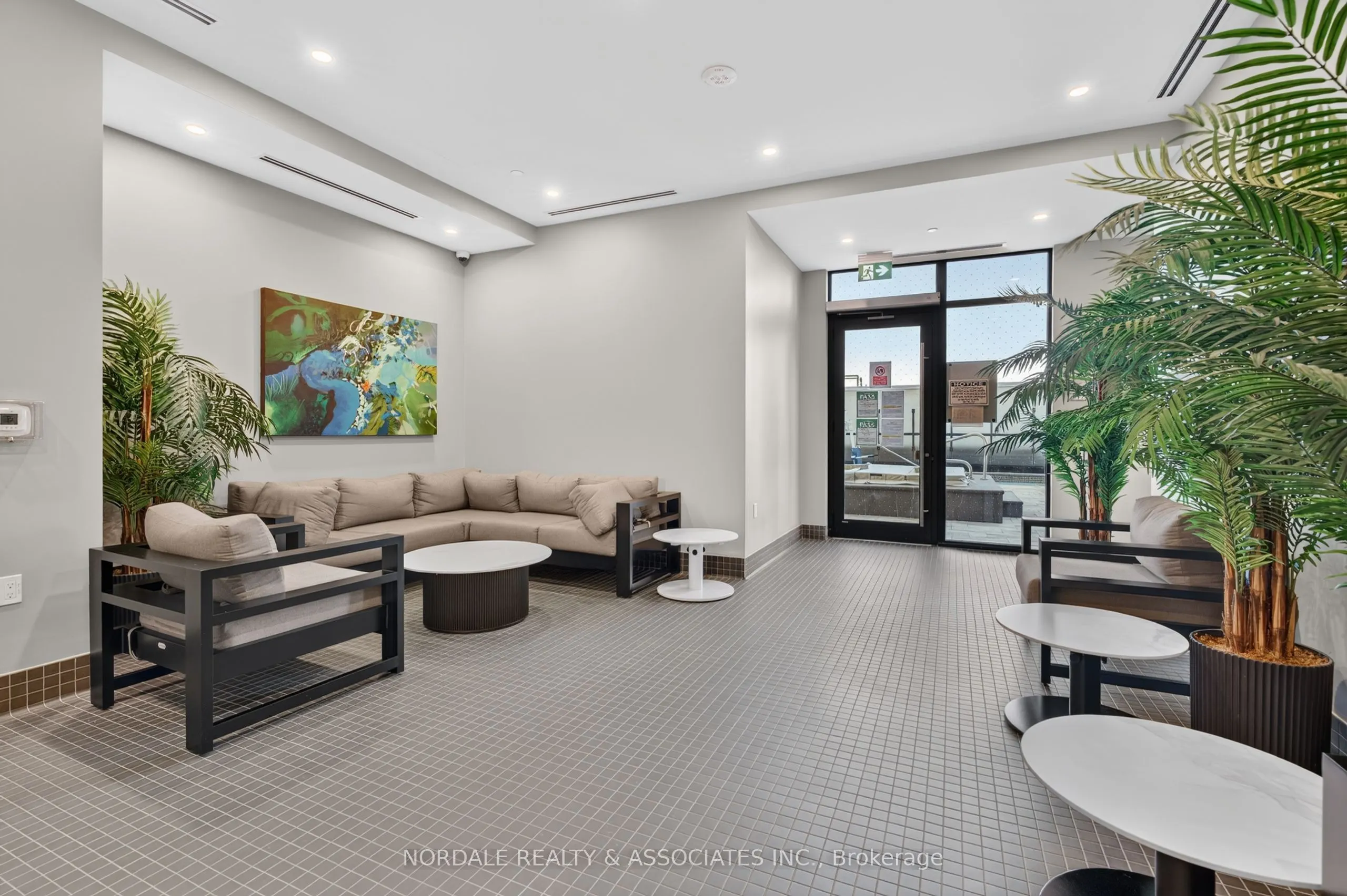 5858 Yonge Street #TH08