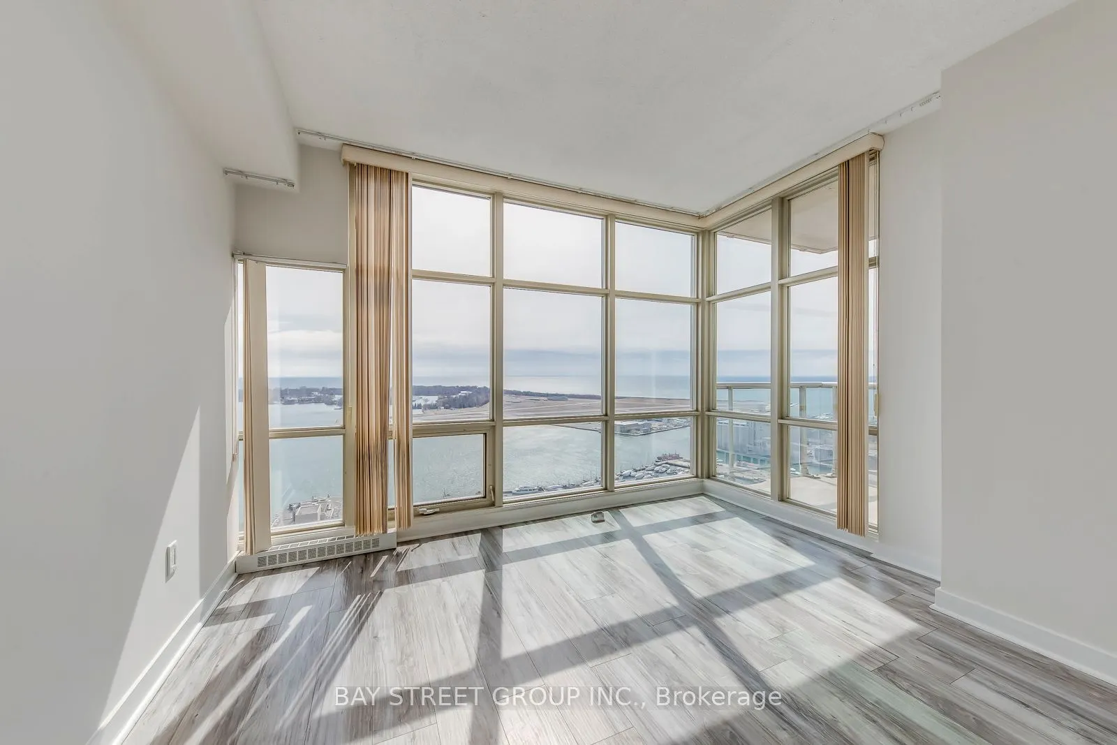 35 Mariner Terrace #3912