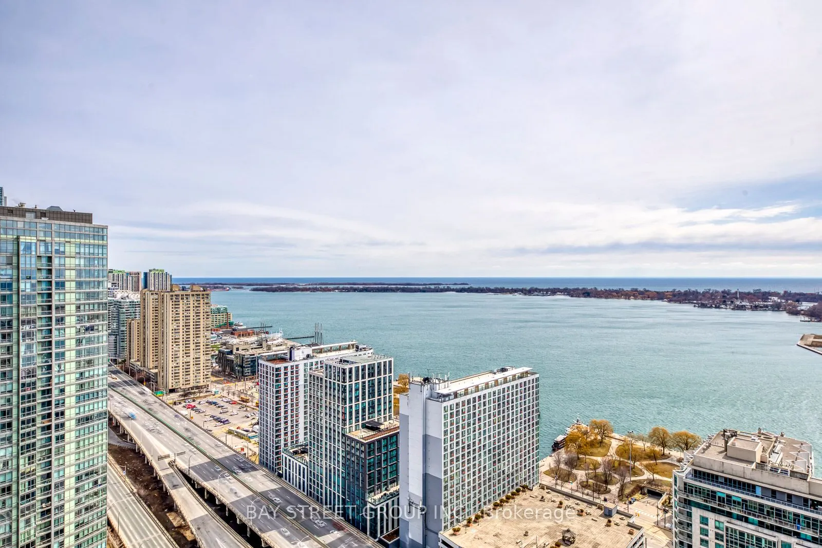 35 Mariner Terrace #3912