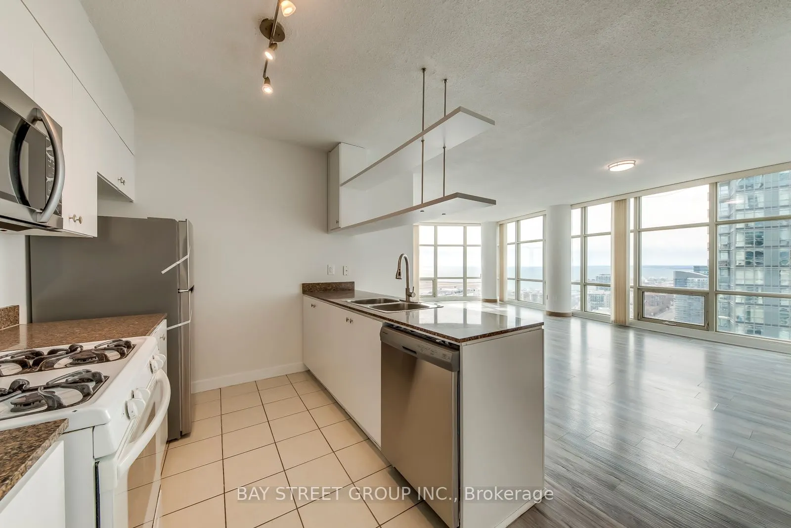 35 Mariner Terrace #3912