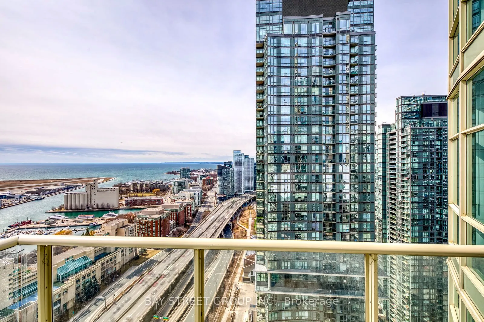 35 Mariner Terrace #3912