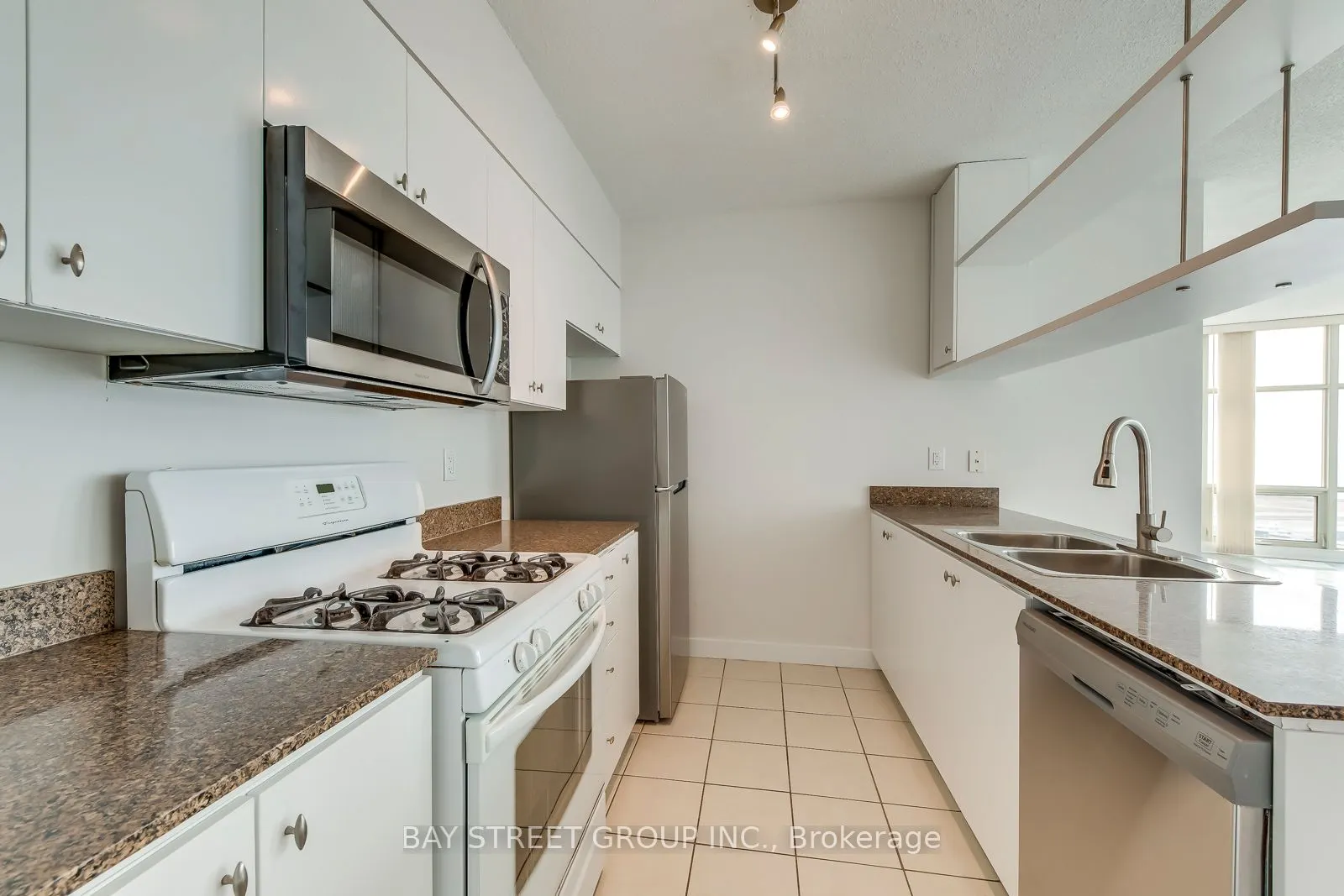 35 Mariner Terrace #3912