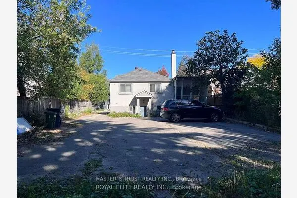 89 Finch Avenue E