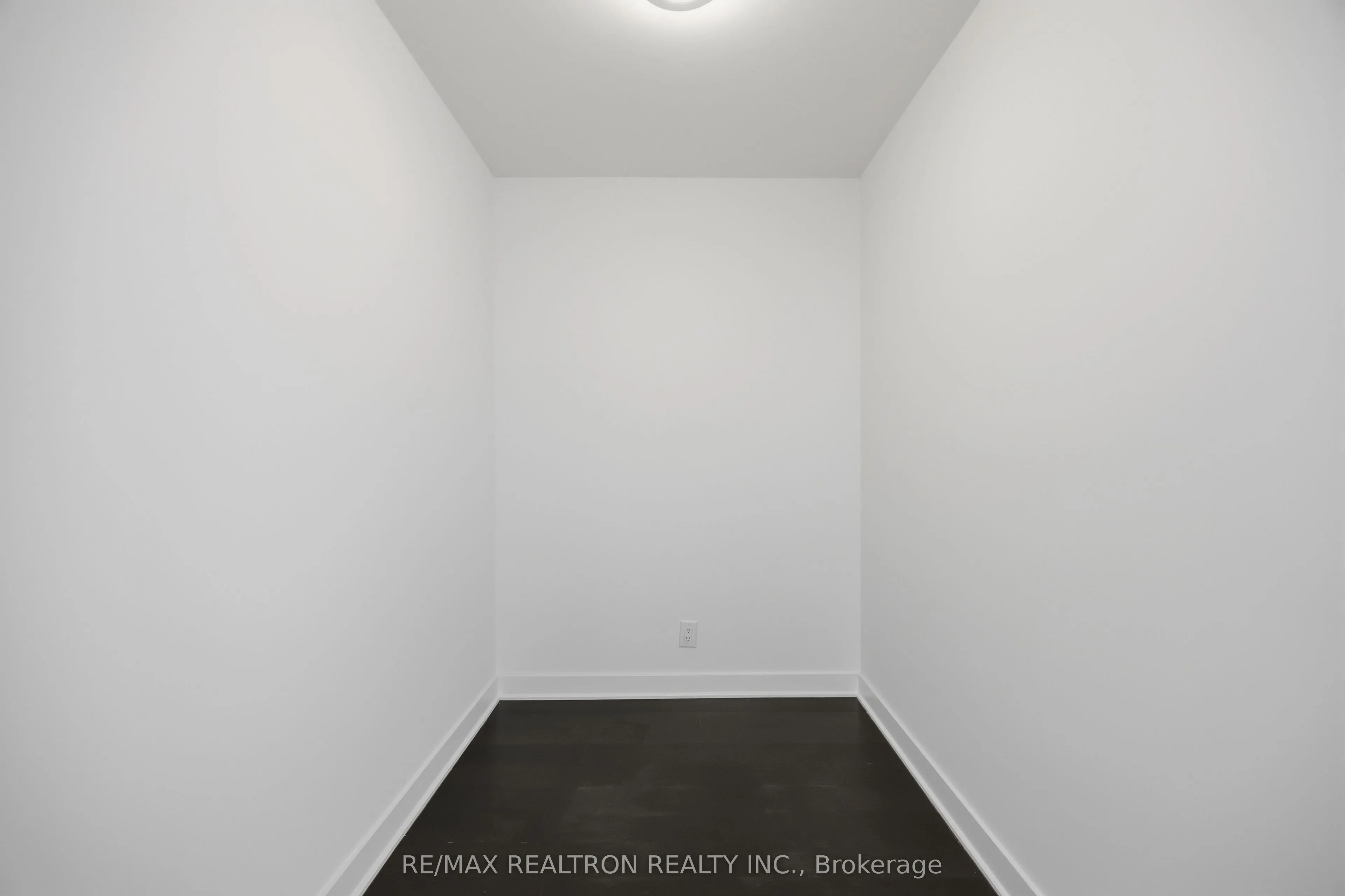 15 Grenville Street #4102