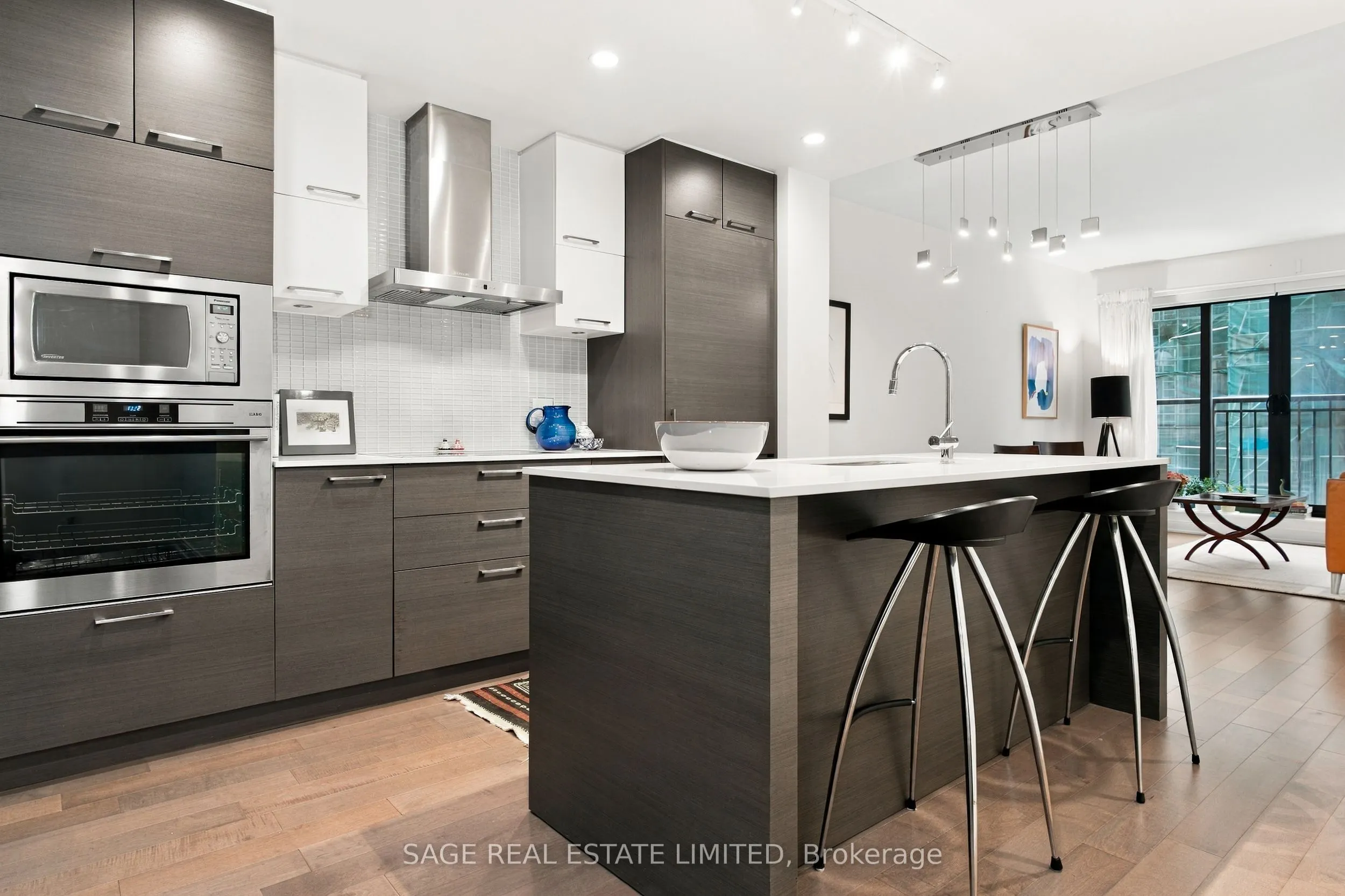 55 Front Street E #417