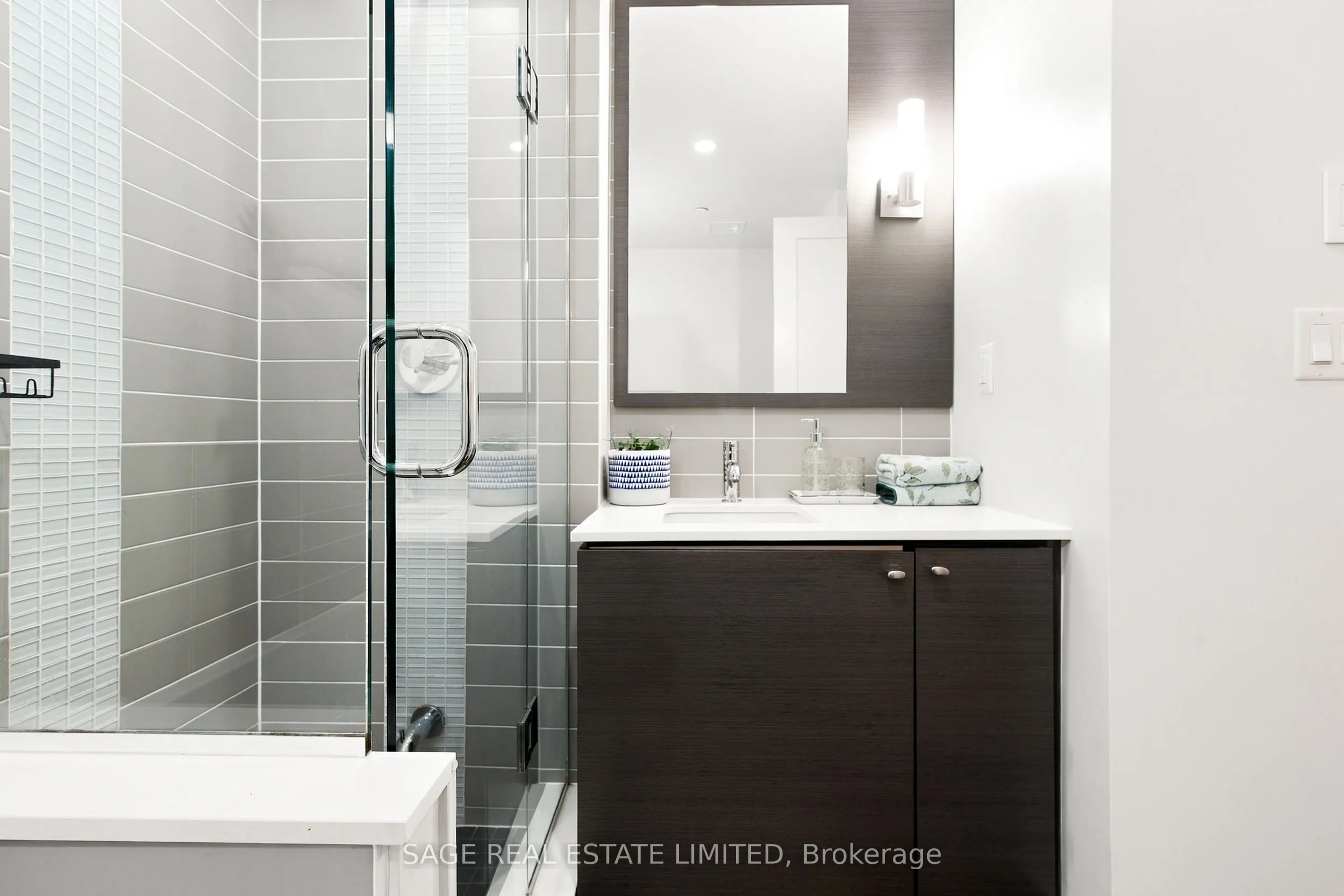 55 Front Street E #417
