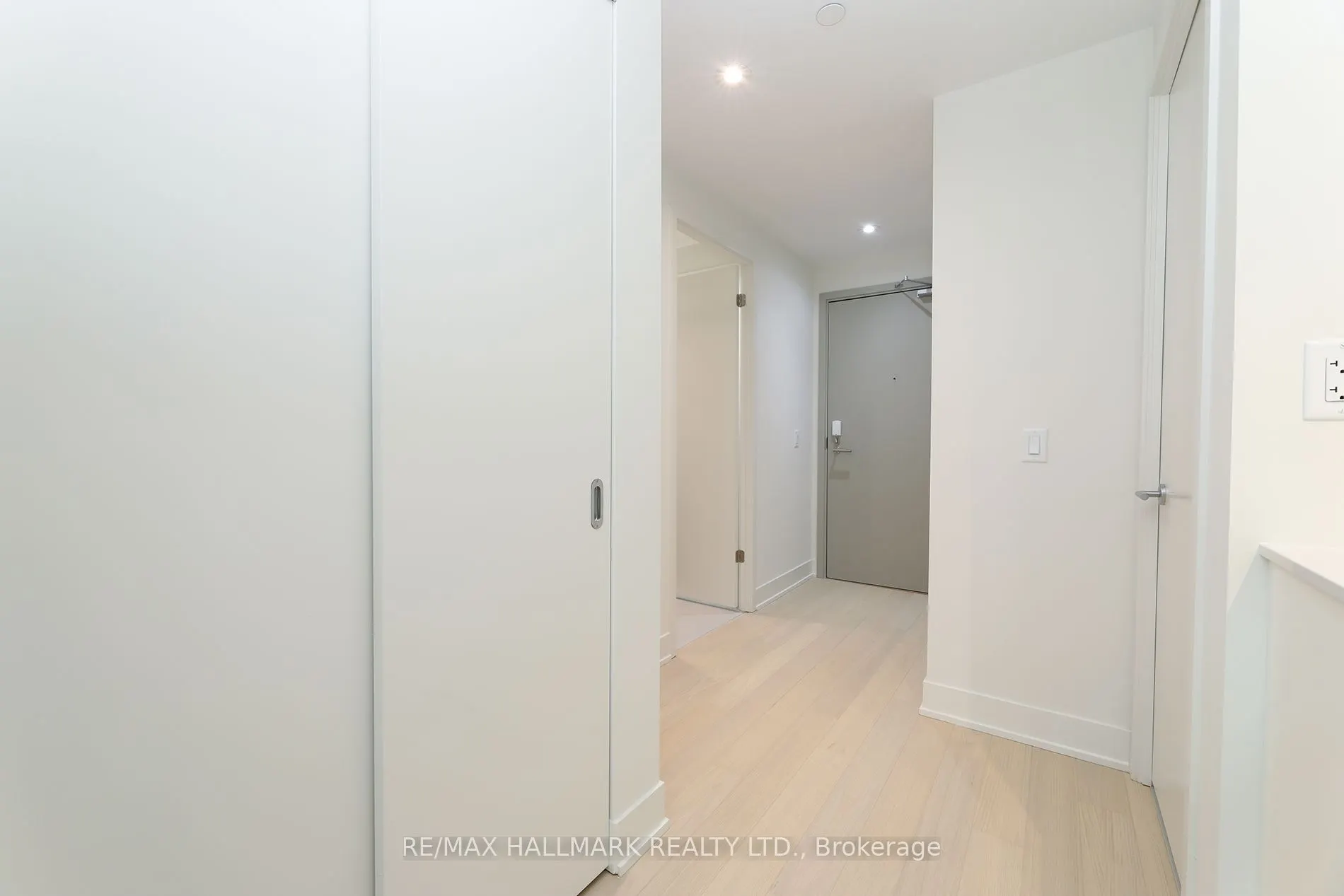 322 Dupont Street #306