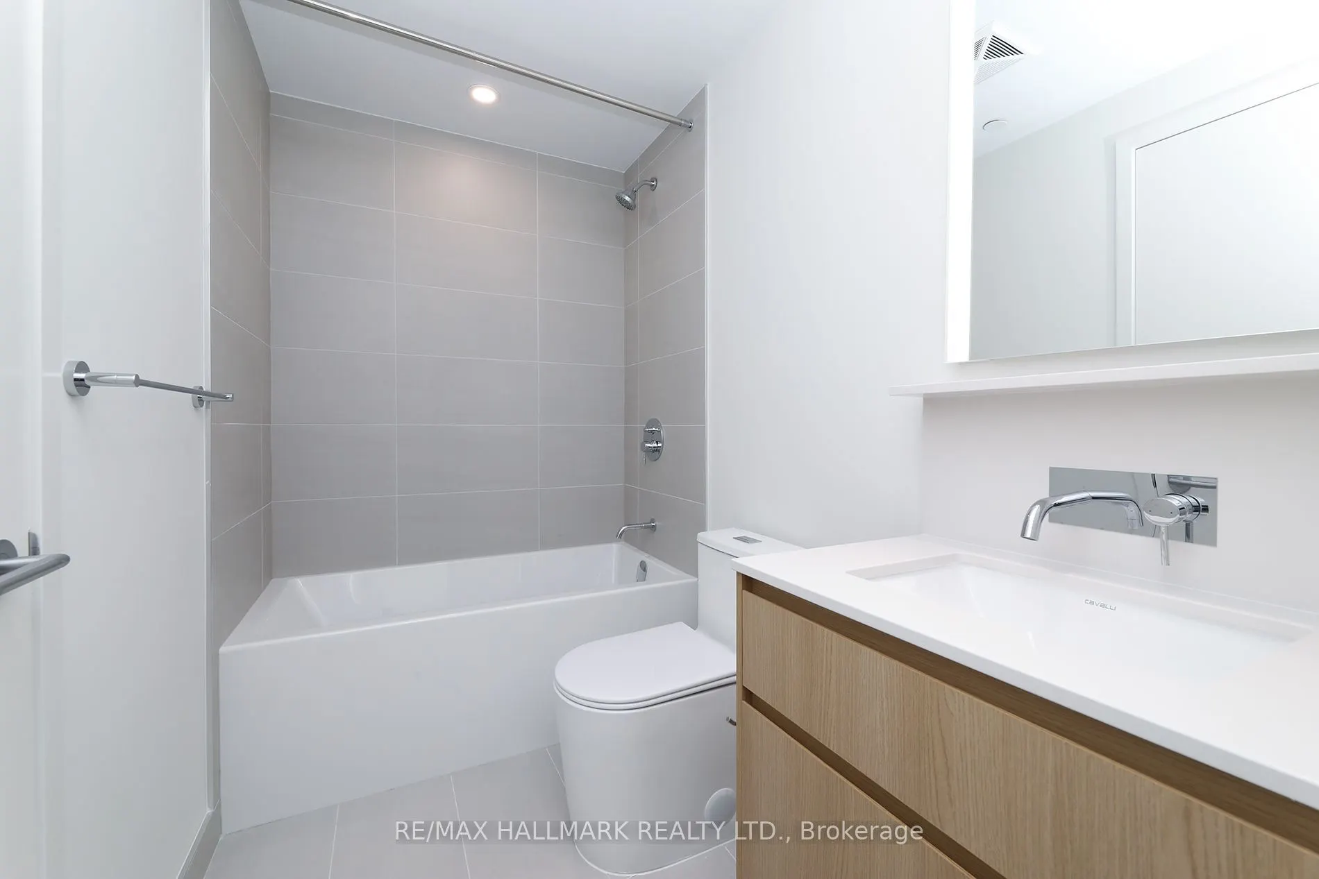 322 Dupont Street #306