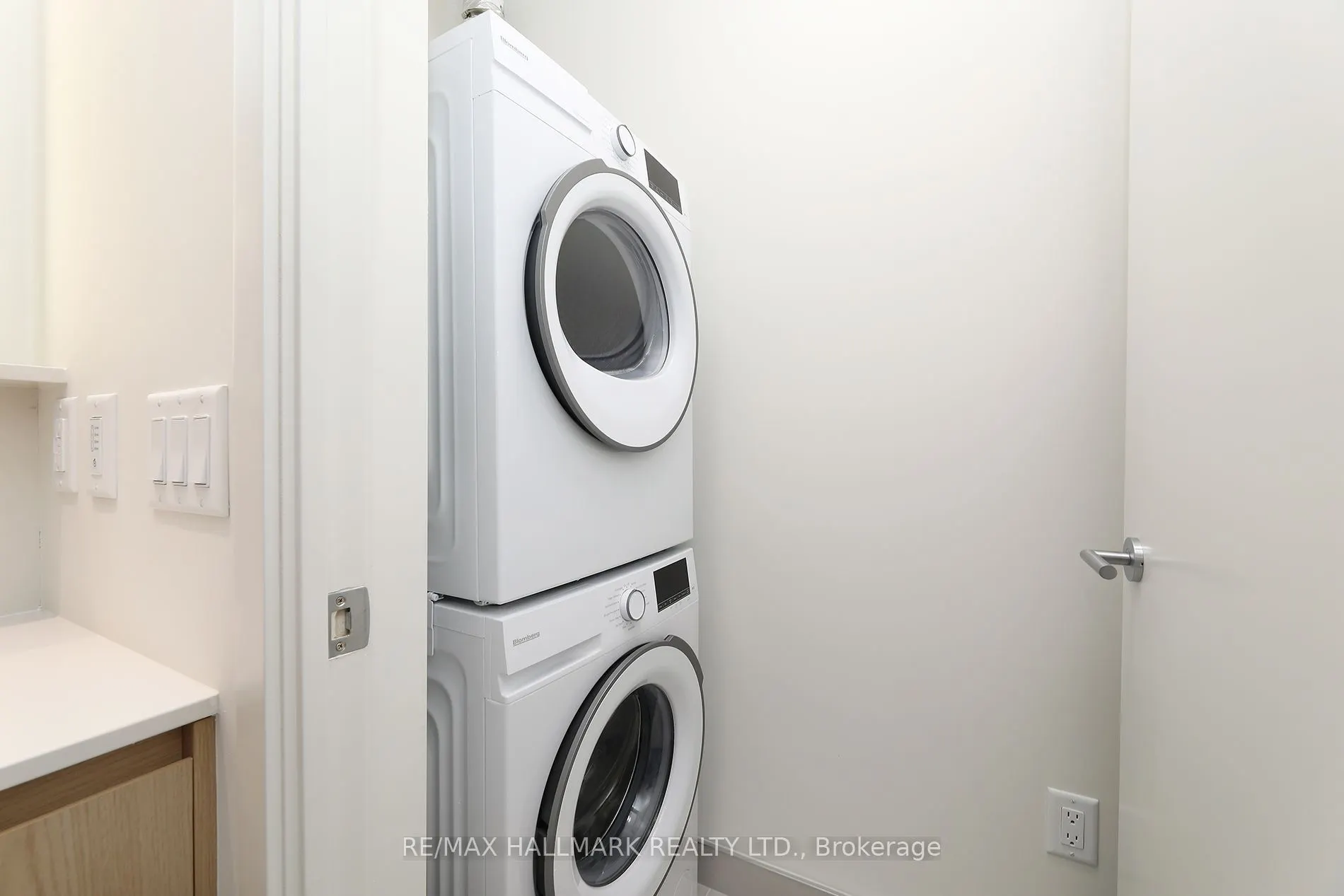 322 Dupont Street #306
