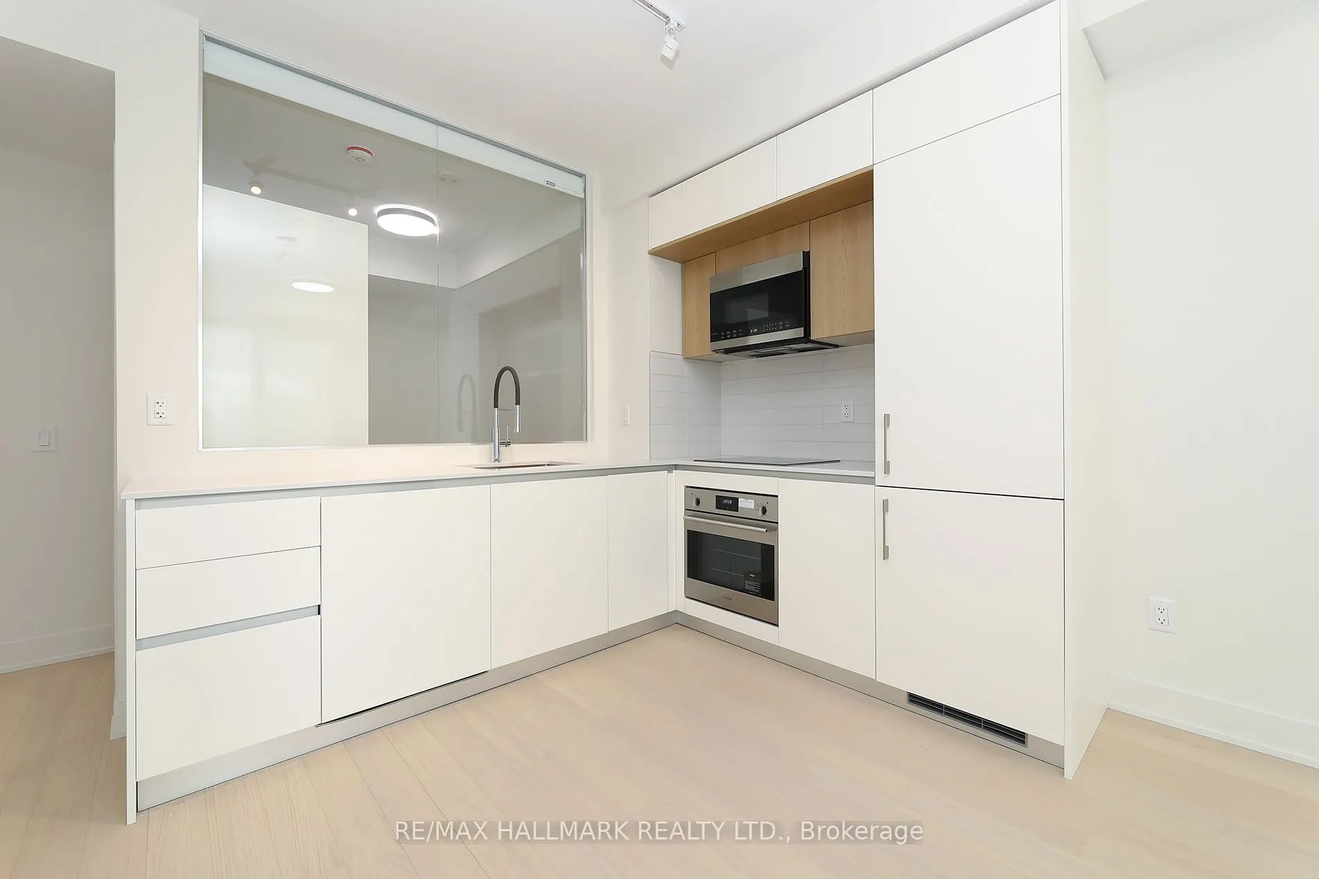 322 Dupont Street #306