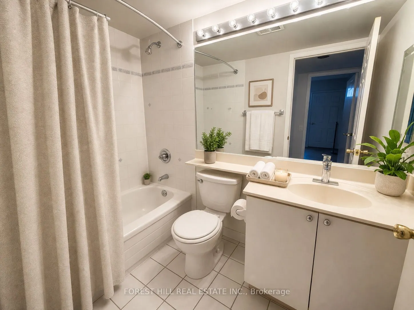 2 Covington Road #401
