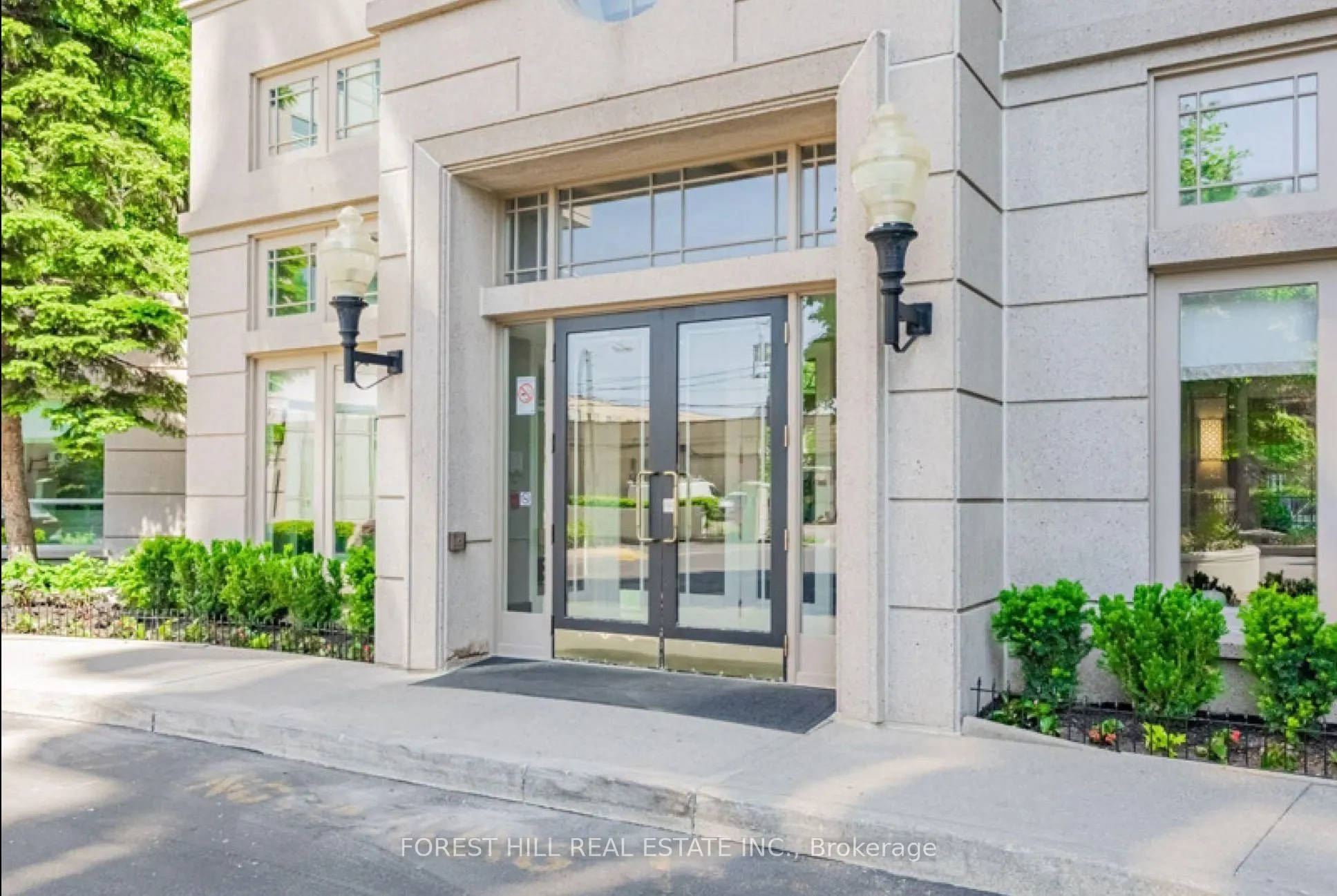 2 Covington Road #401