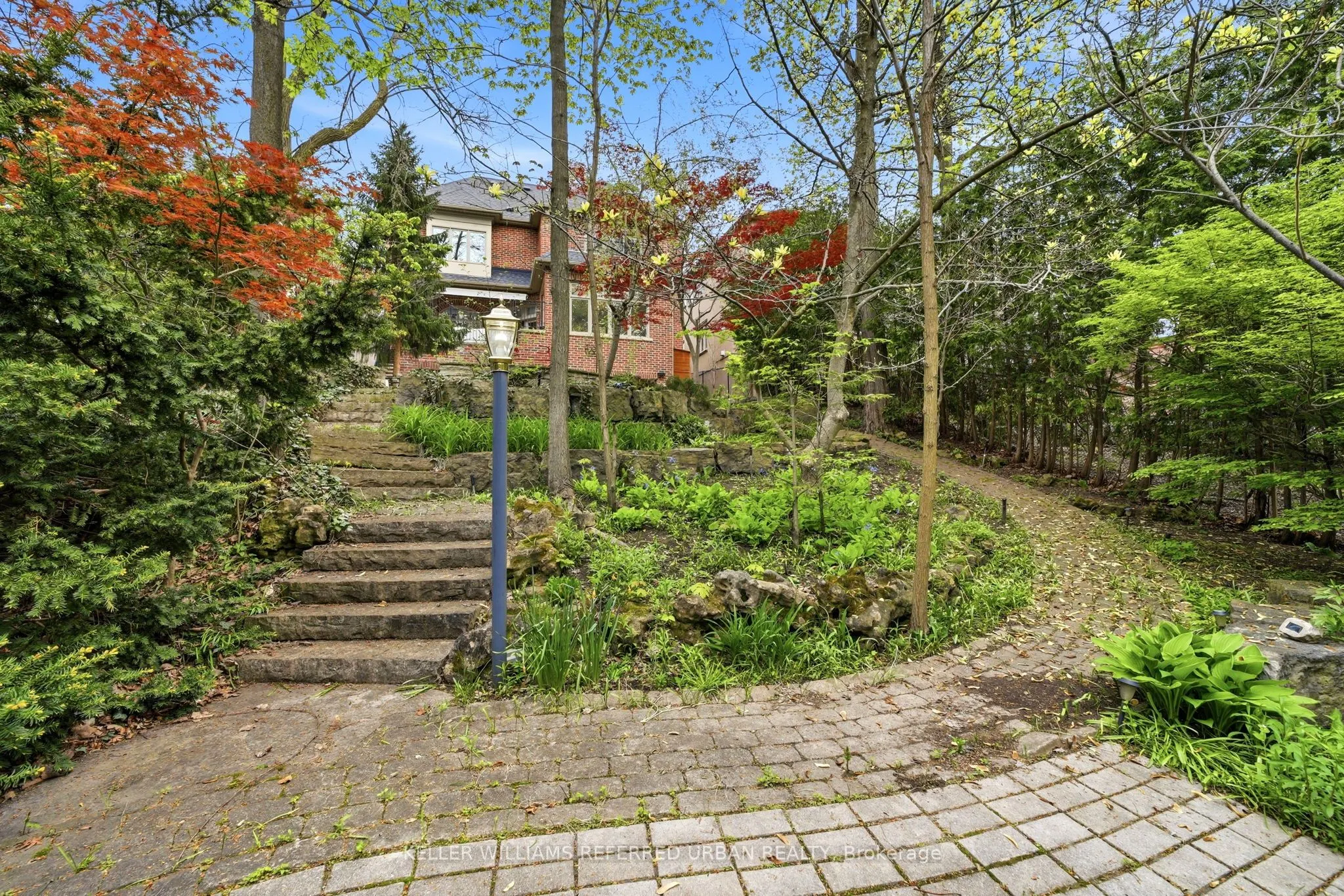 41 Wentworth Avenue