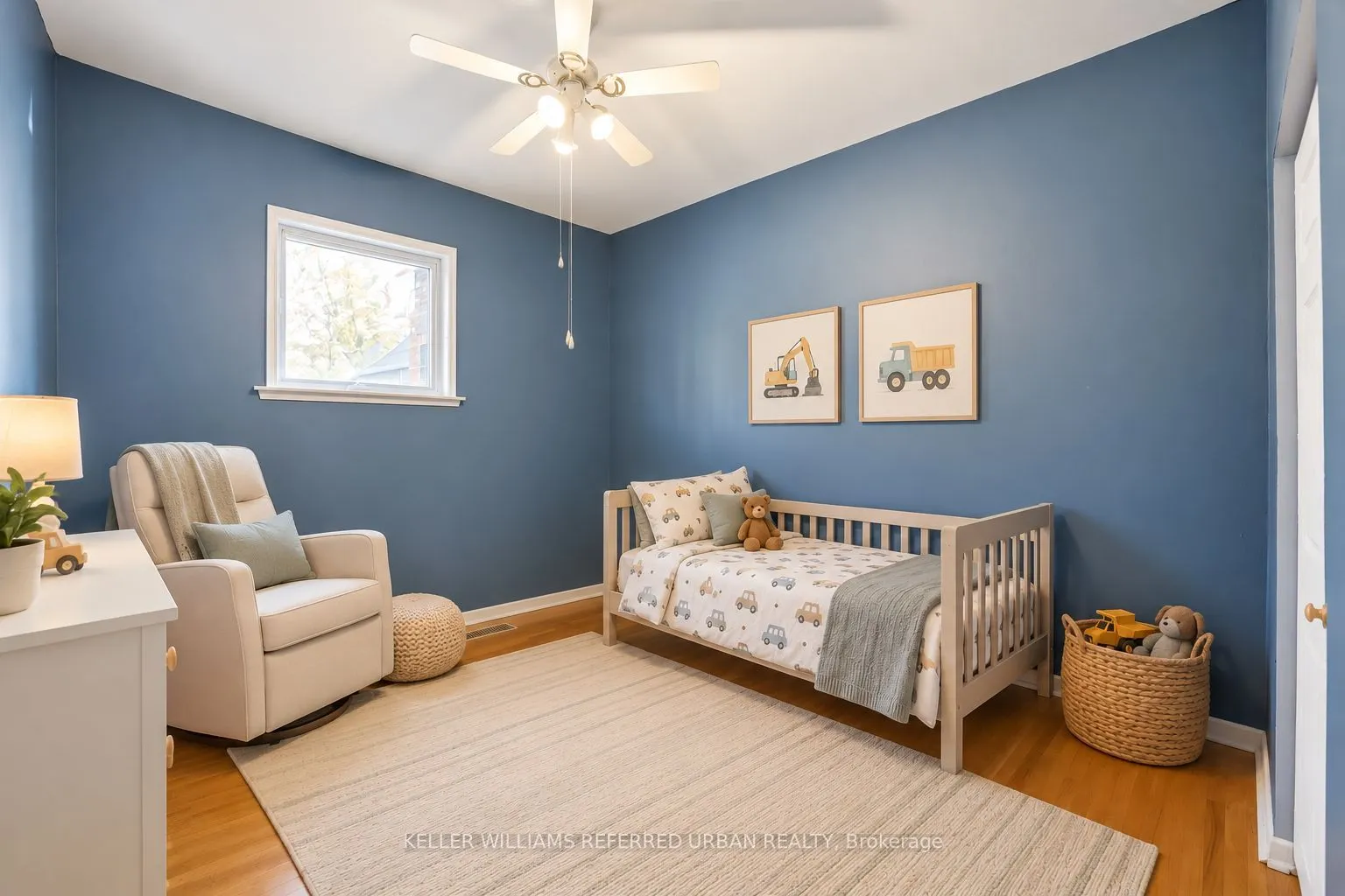 25 Esterbrooke Avenue #102