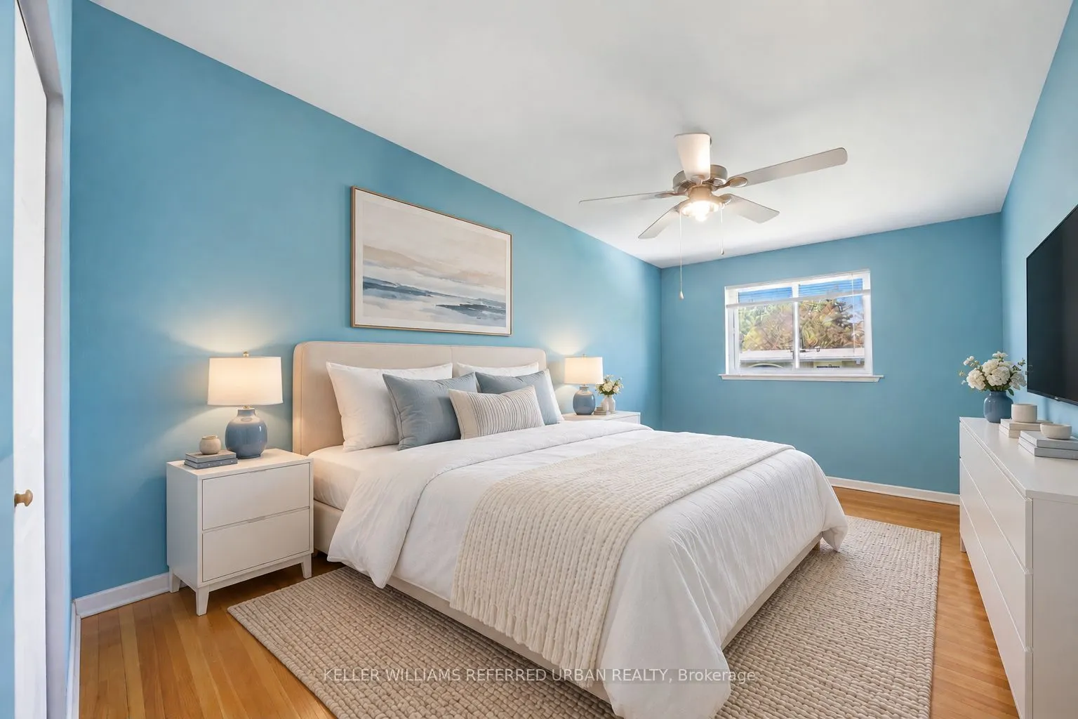 25 Esterbrooke Avenue #102