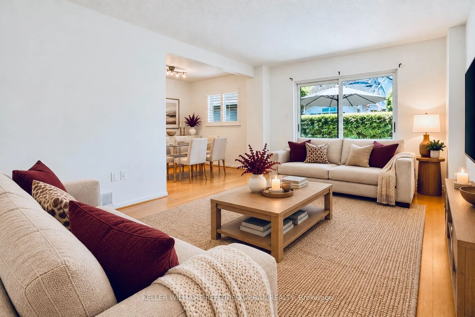 25 Esterbrooke Avenue #102