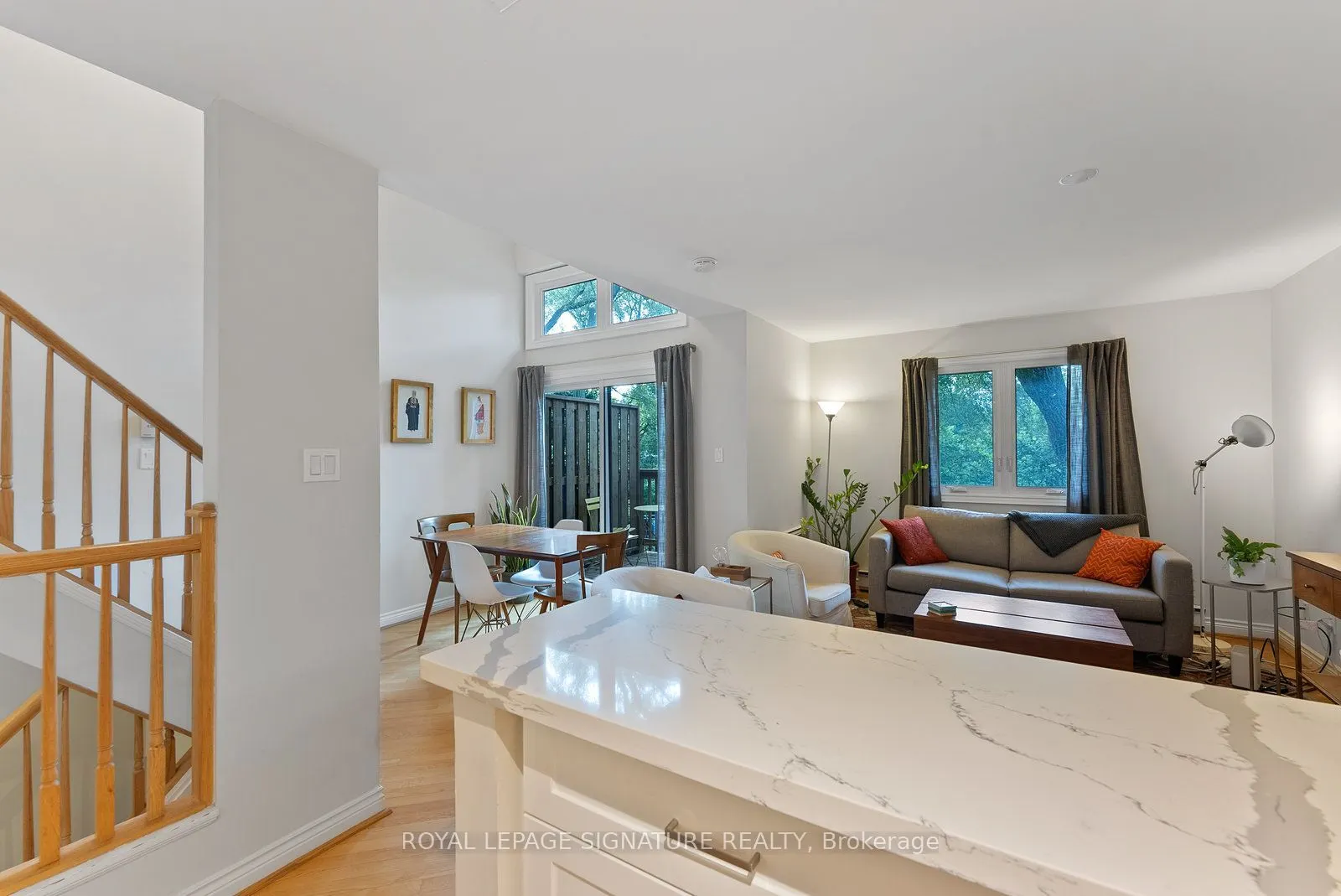 359 Albany Avenue #2