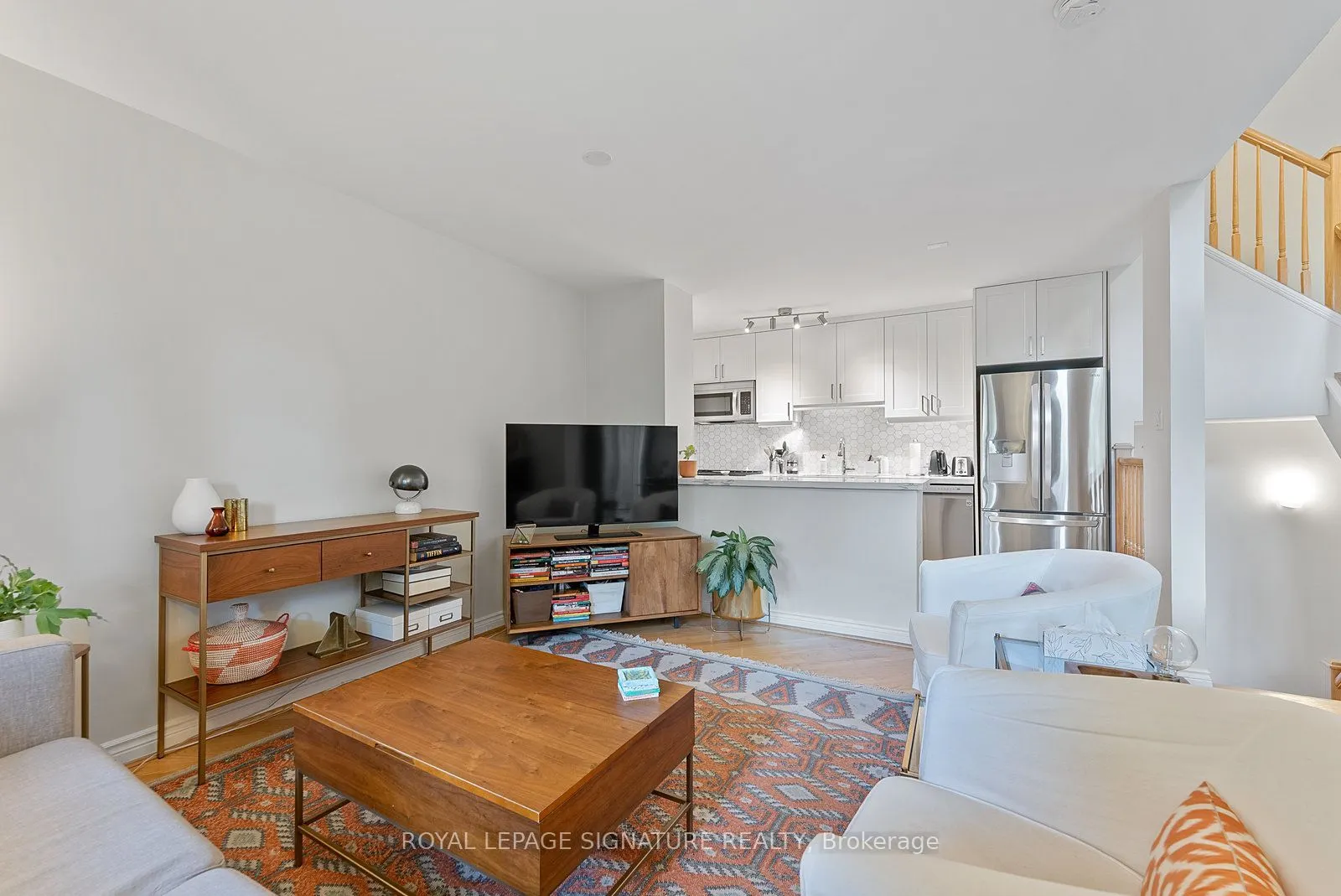 359 Albany Avenue #2