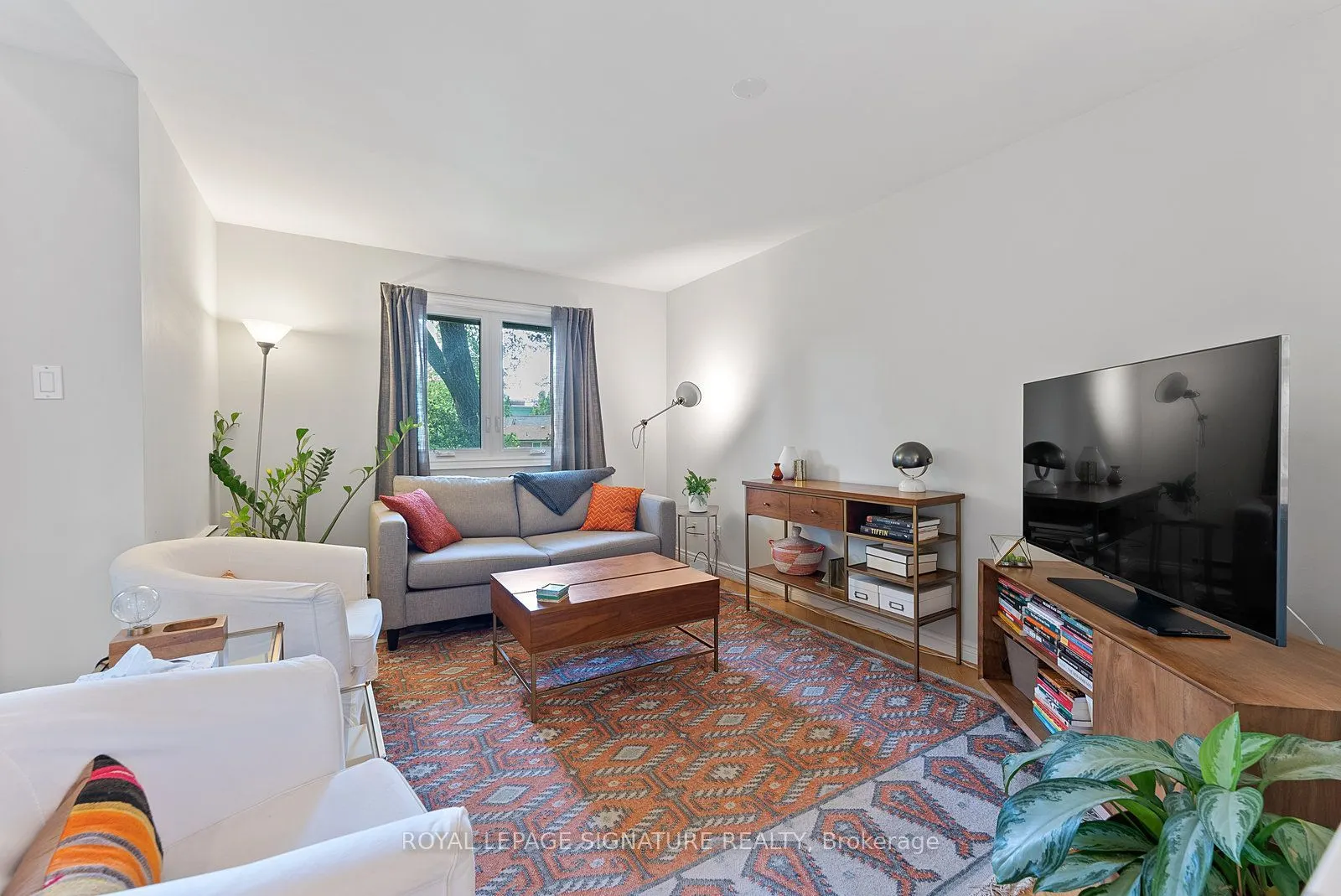 359 Albany Avenue #2