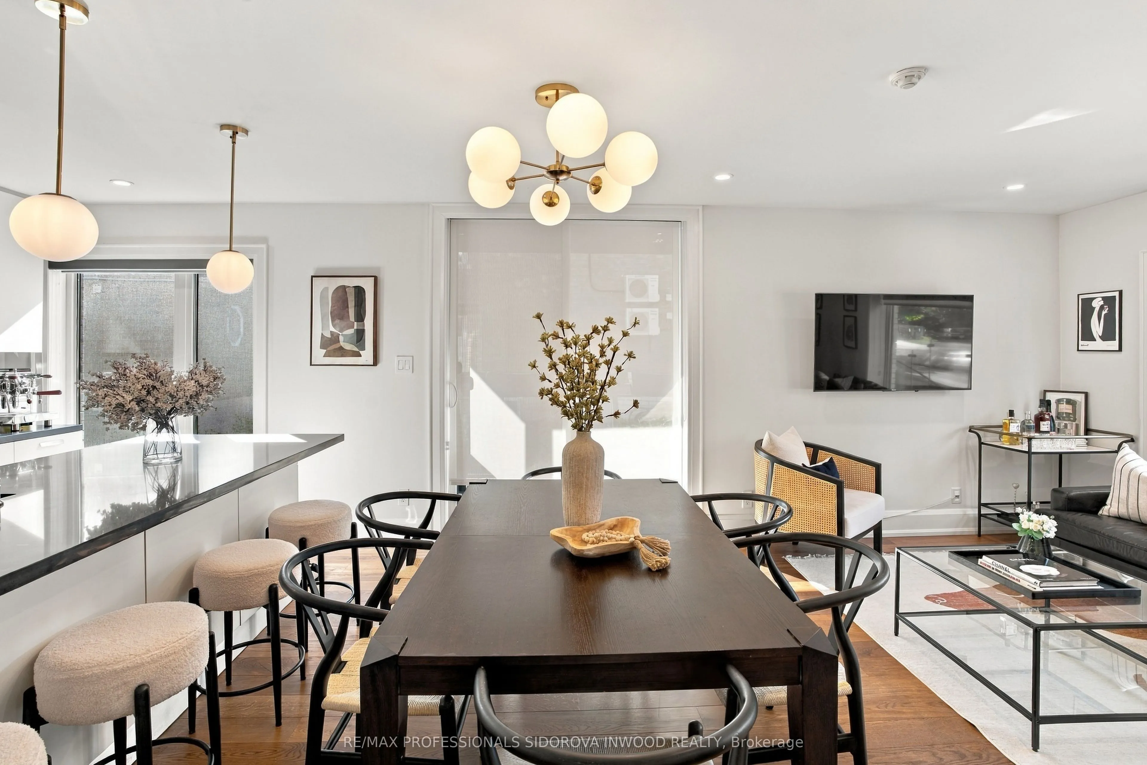 1657 Bathurst Street #2A