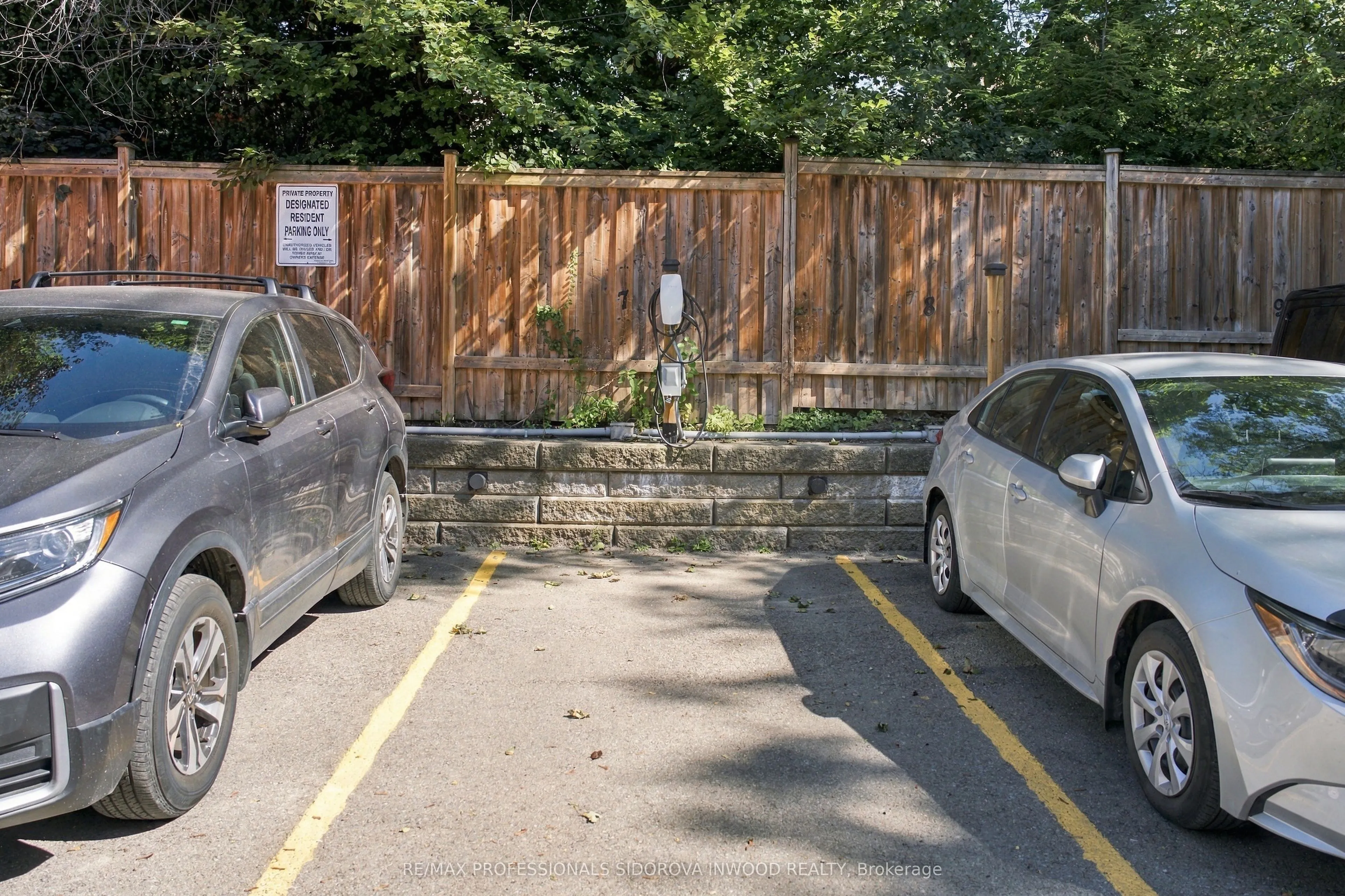 1657 Bathurst Street #2A