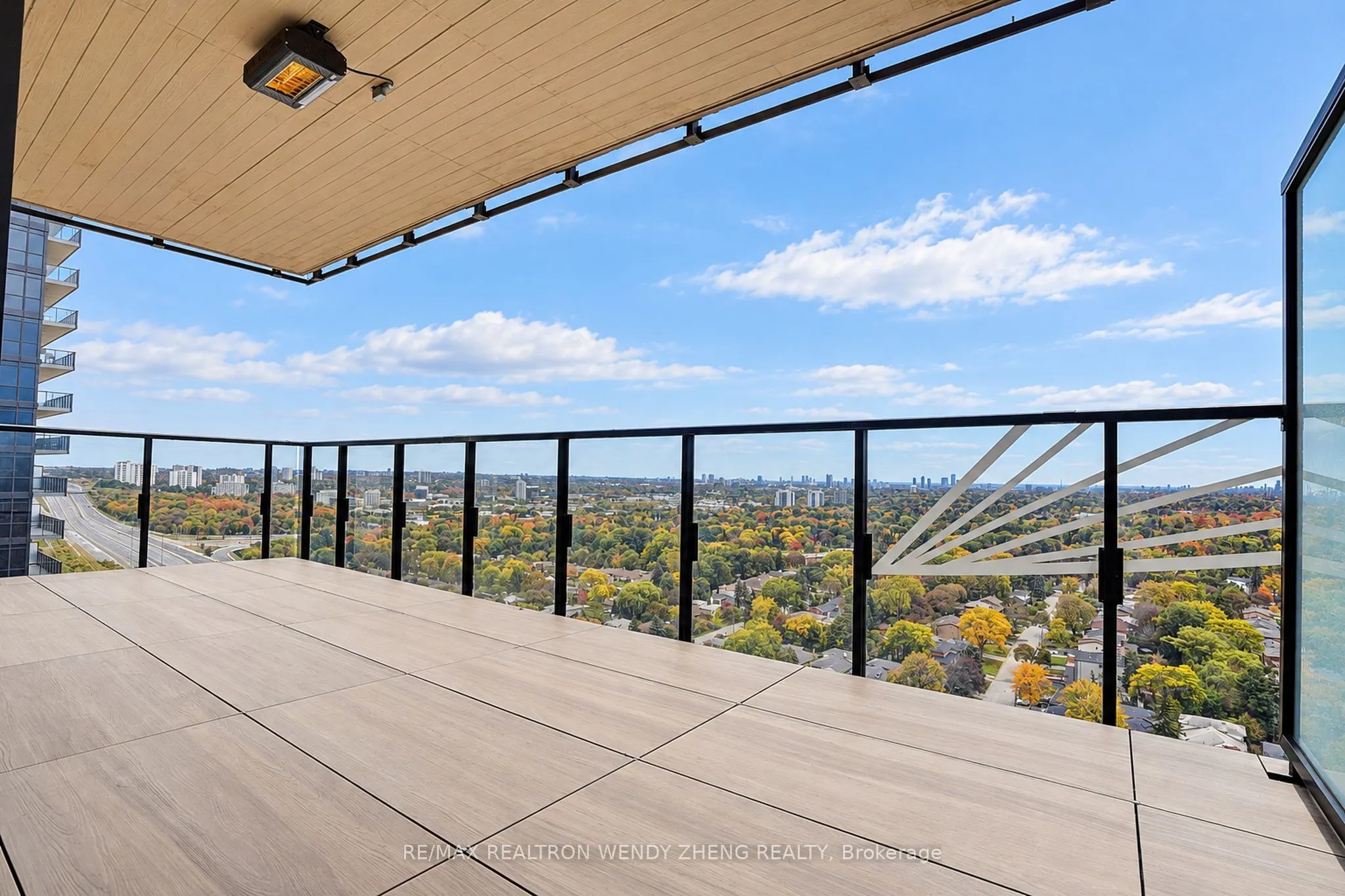 27 Mcmahon Drive #2802
