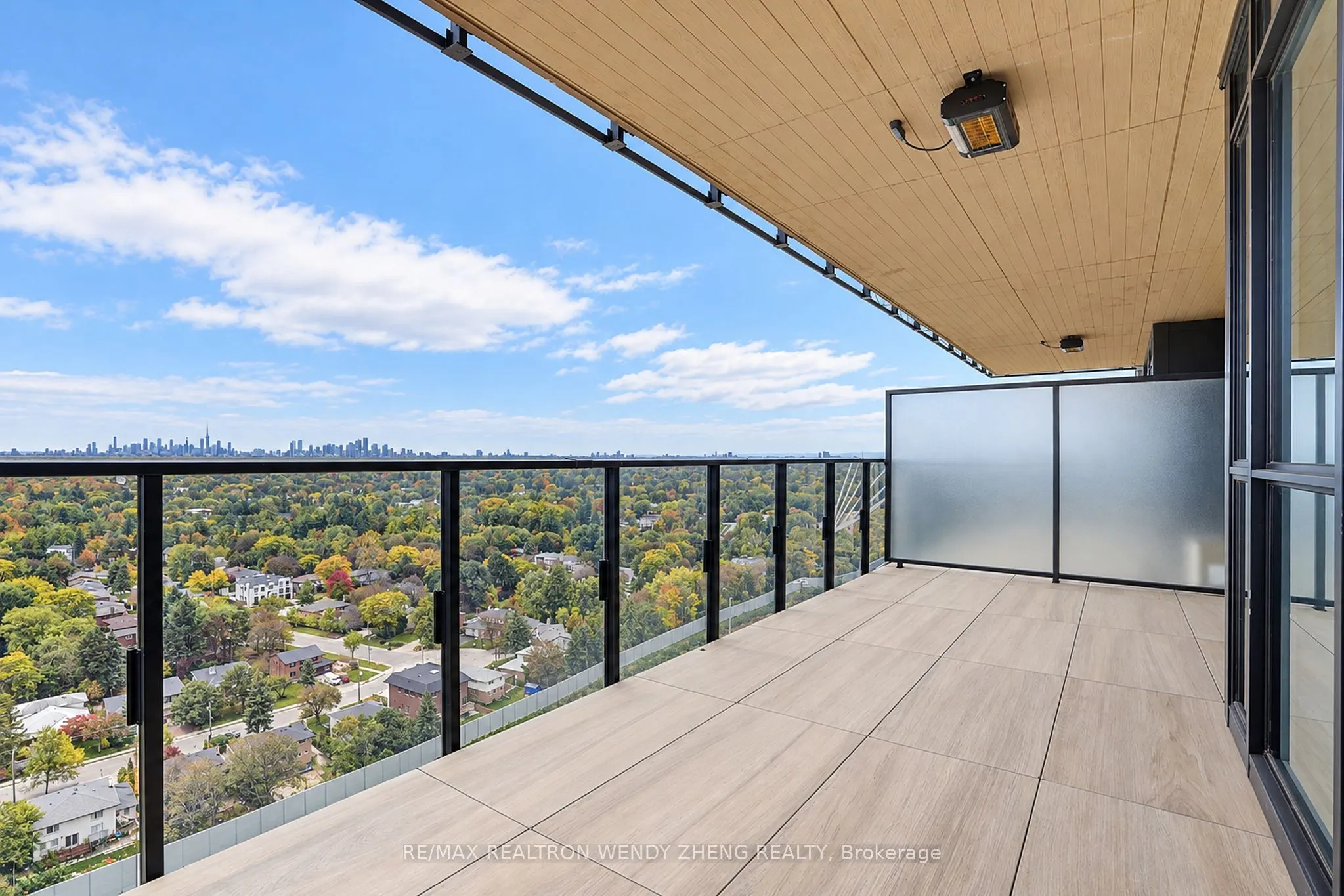 27 Mcmahon Drive #2802