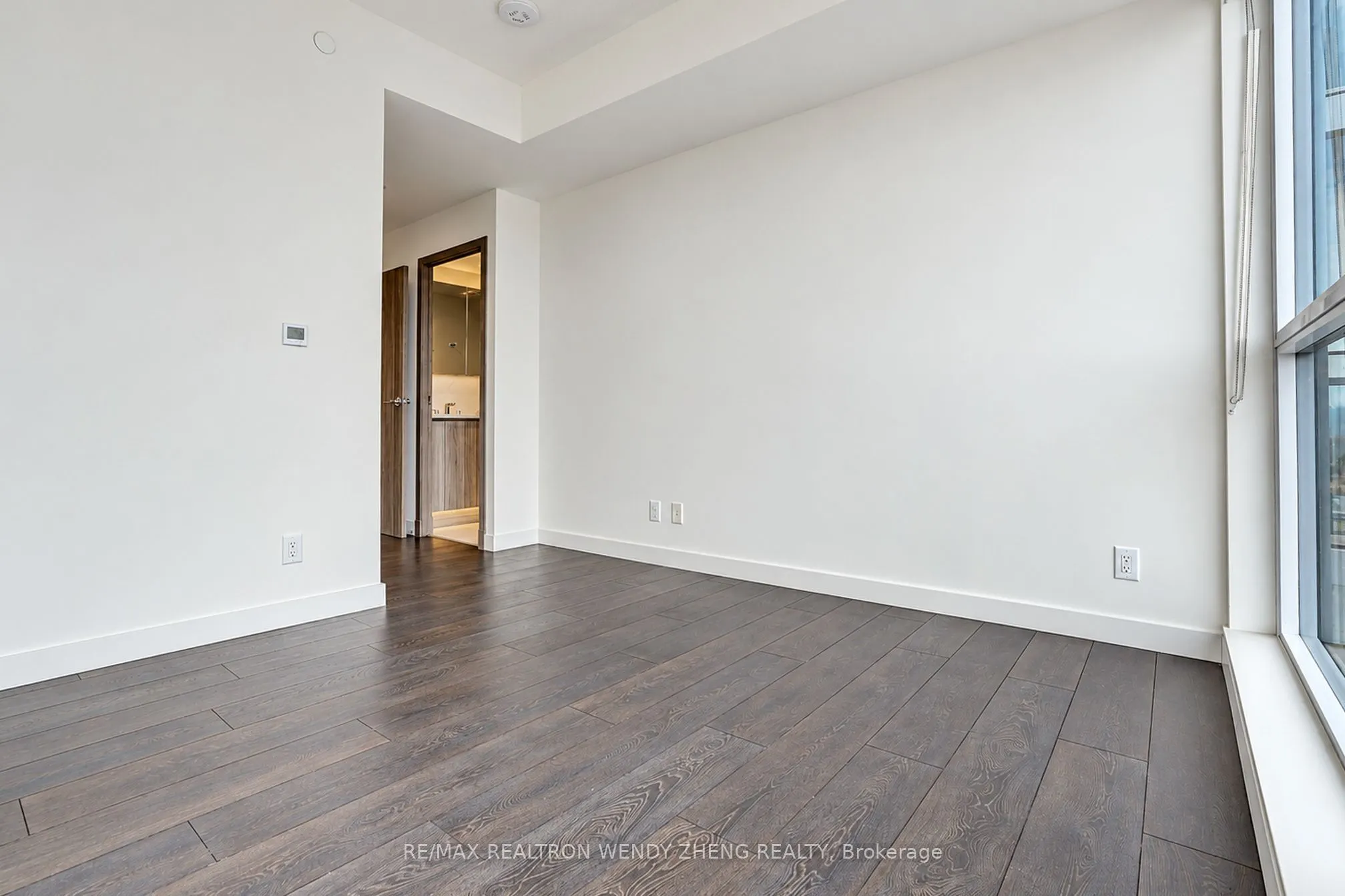 27 Mcmahon Drive #2802