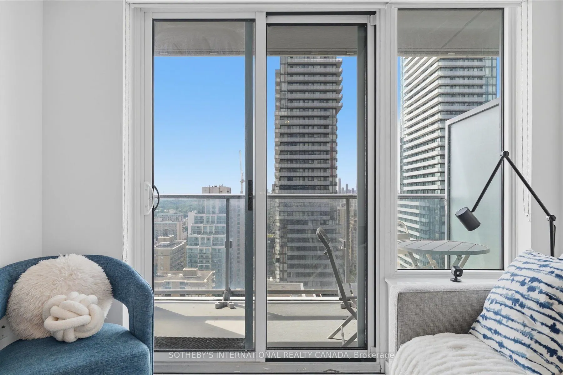 195 Redpath Avenue #2307