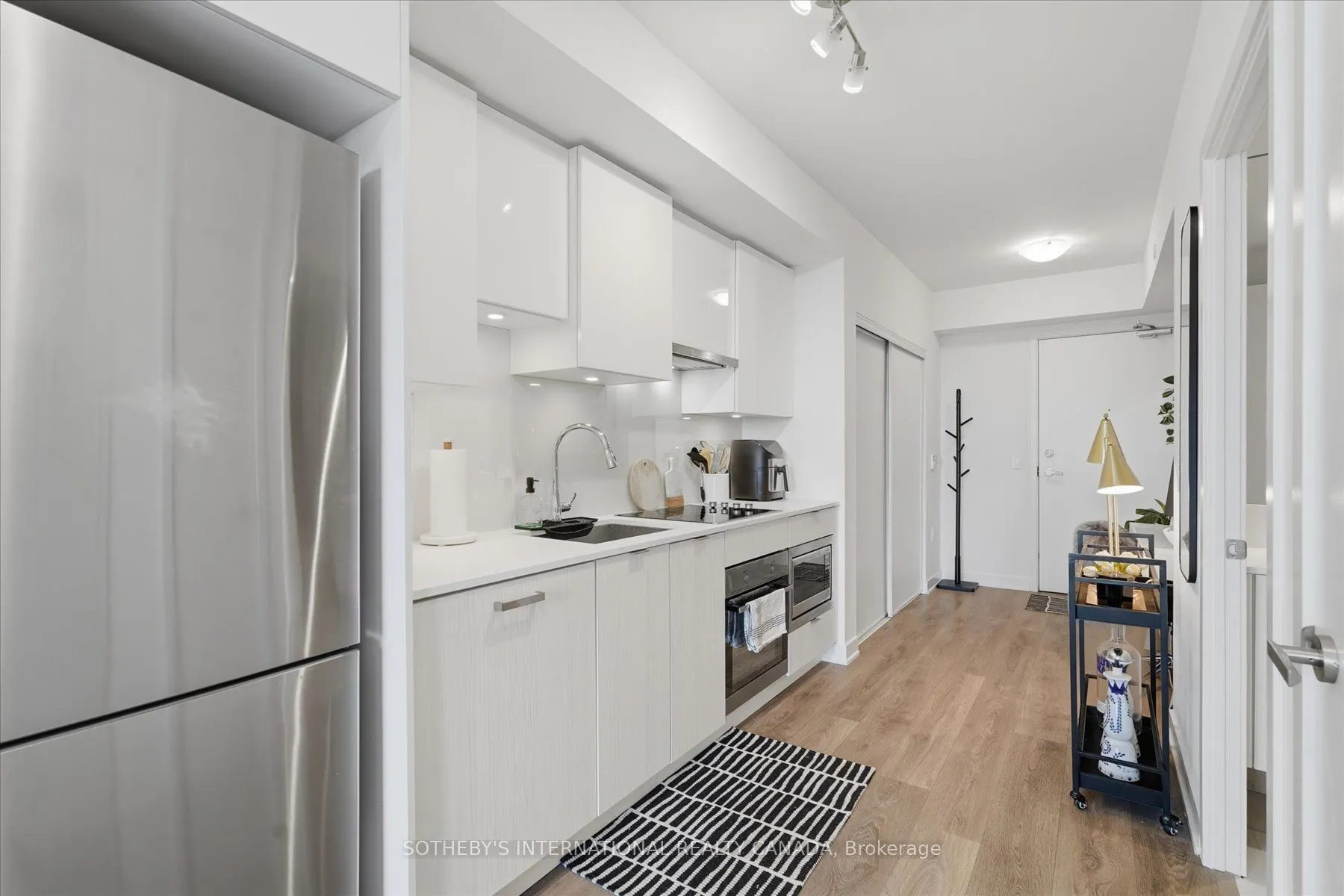 195 Redpath Avenue #2307