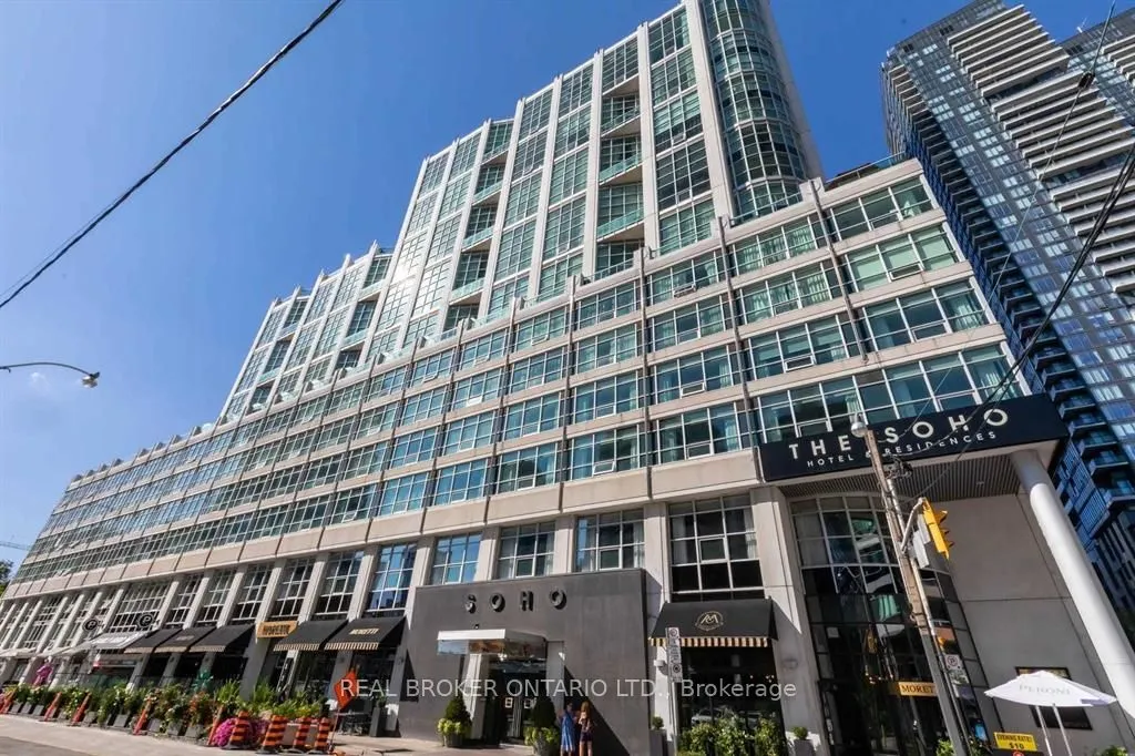 350 Wellington Street W #M04
