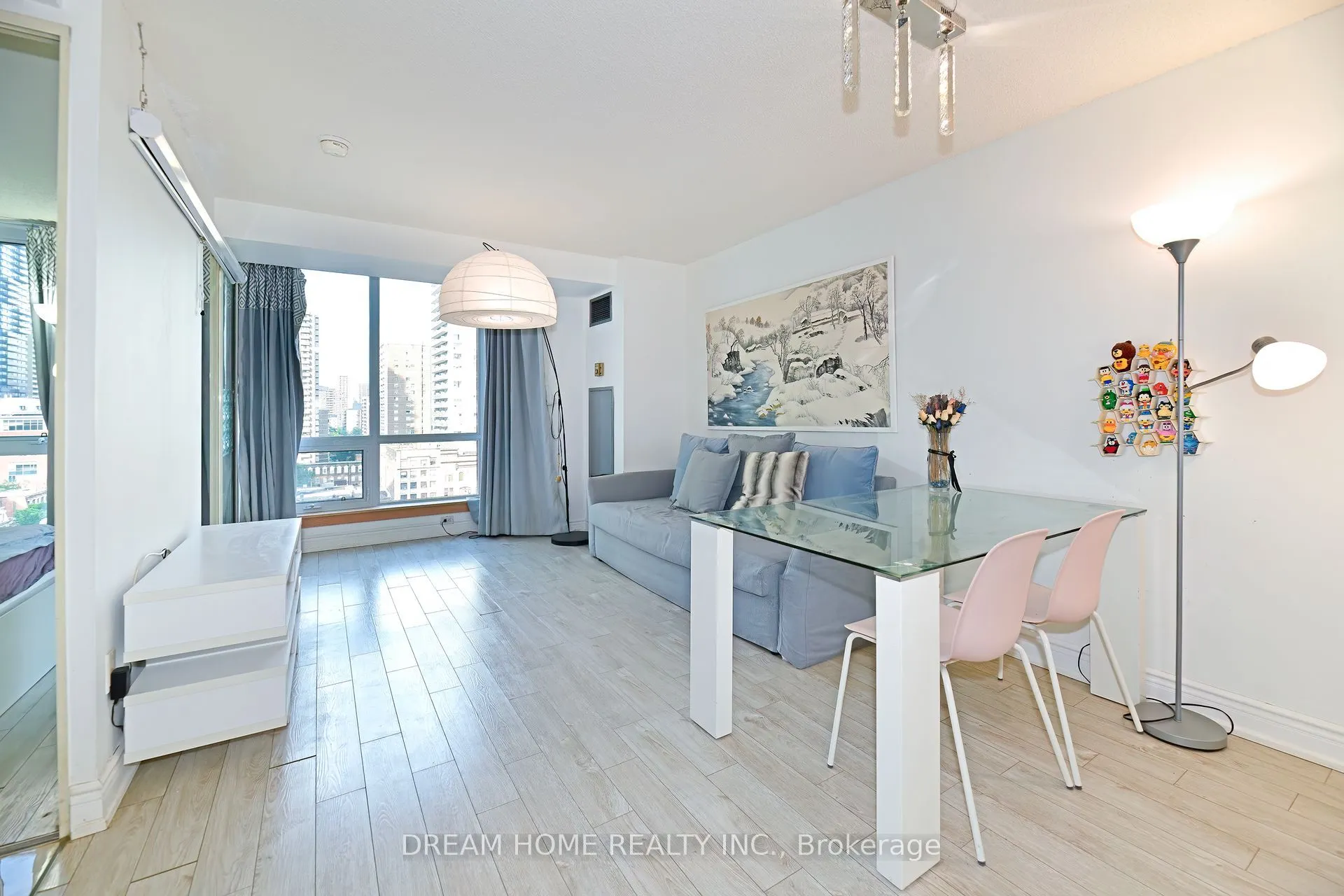 1055 Bay Street #1204