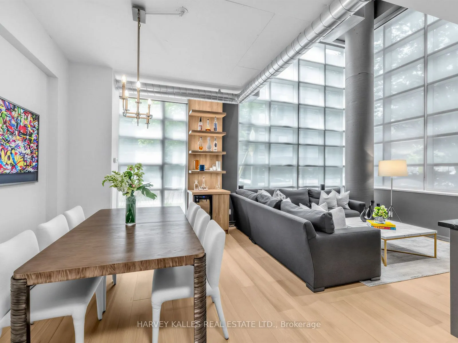 380 Macpherson Avenue #106